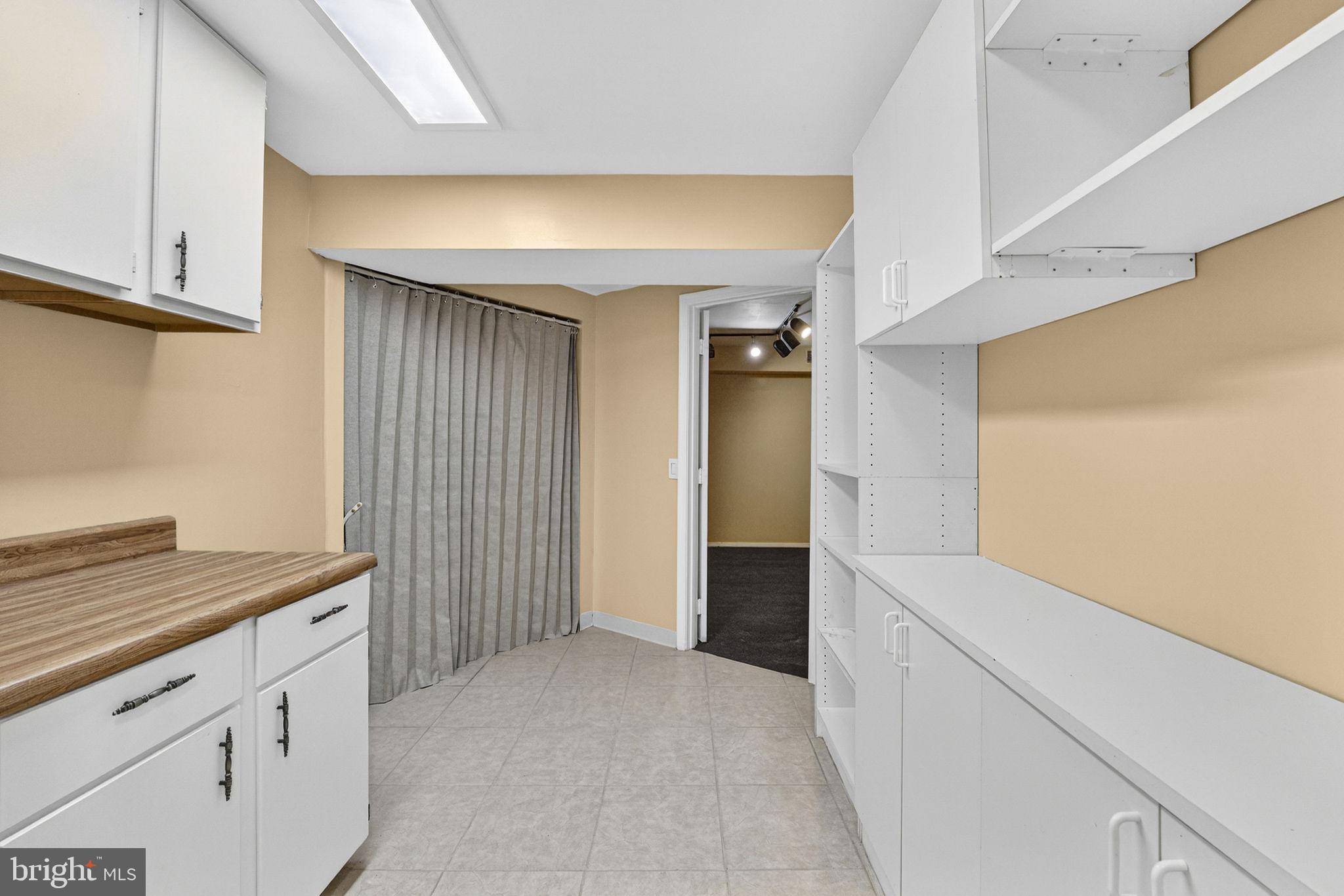 KINGS SQUARE - Residential