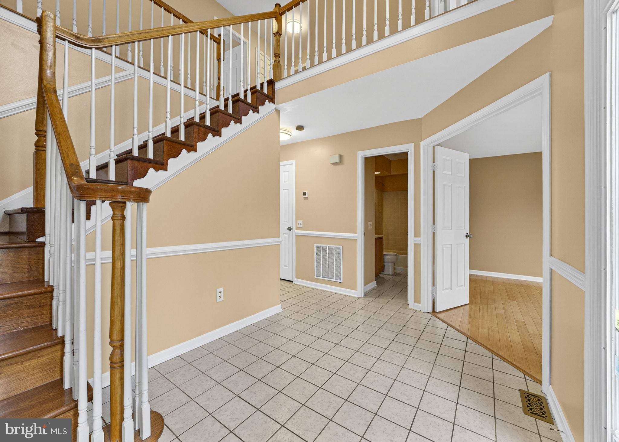 KINGS SQUARE - Residential