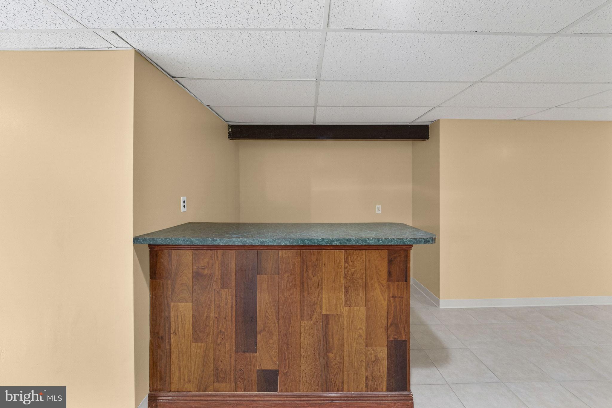 KINGS SQUARE - Residential