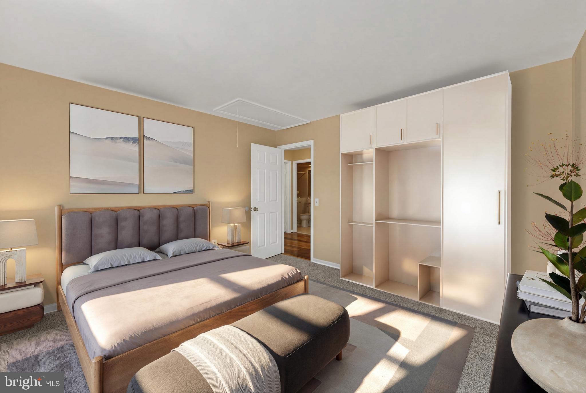 KINGS SQUARE - Residential