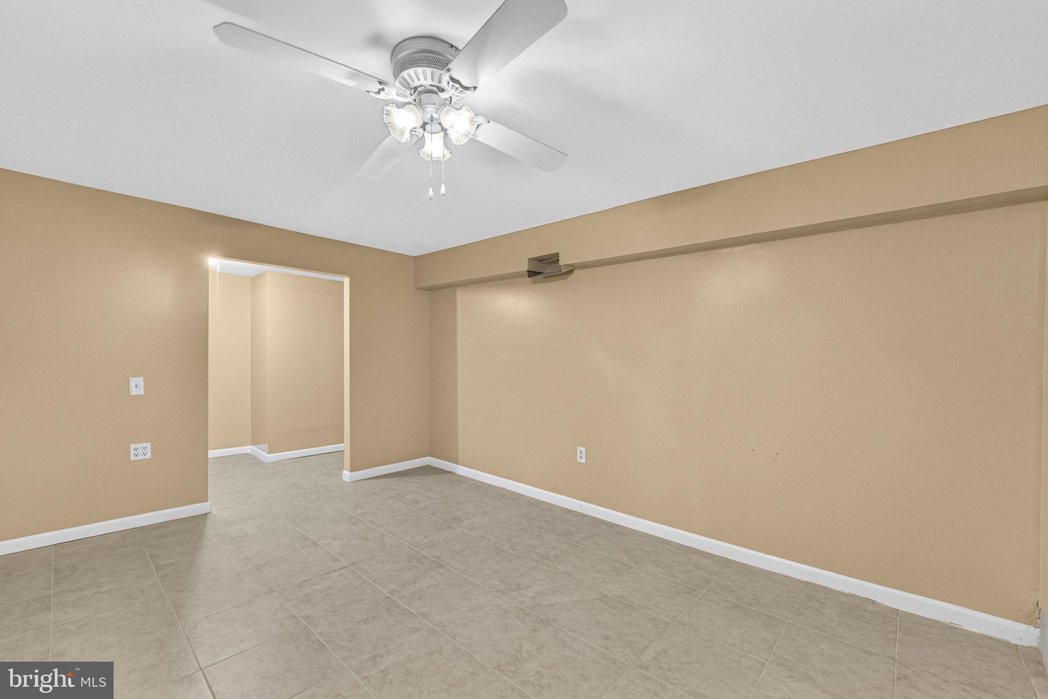 KINGS SQUARE - Residential