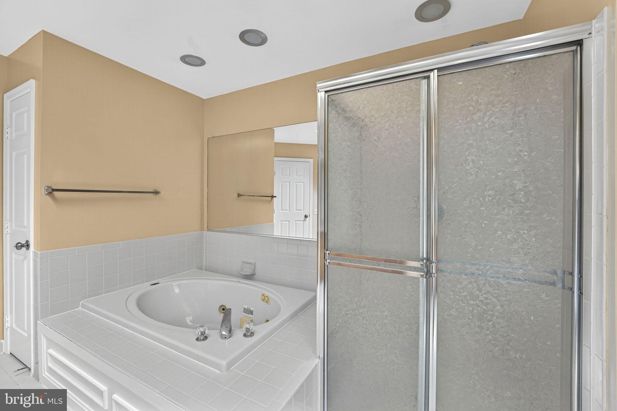 KINGS SQUARE - Residential