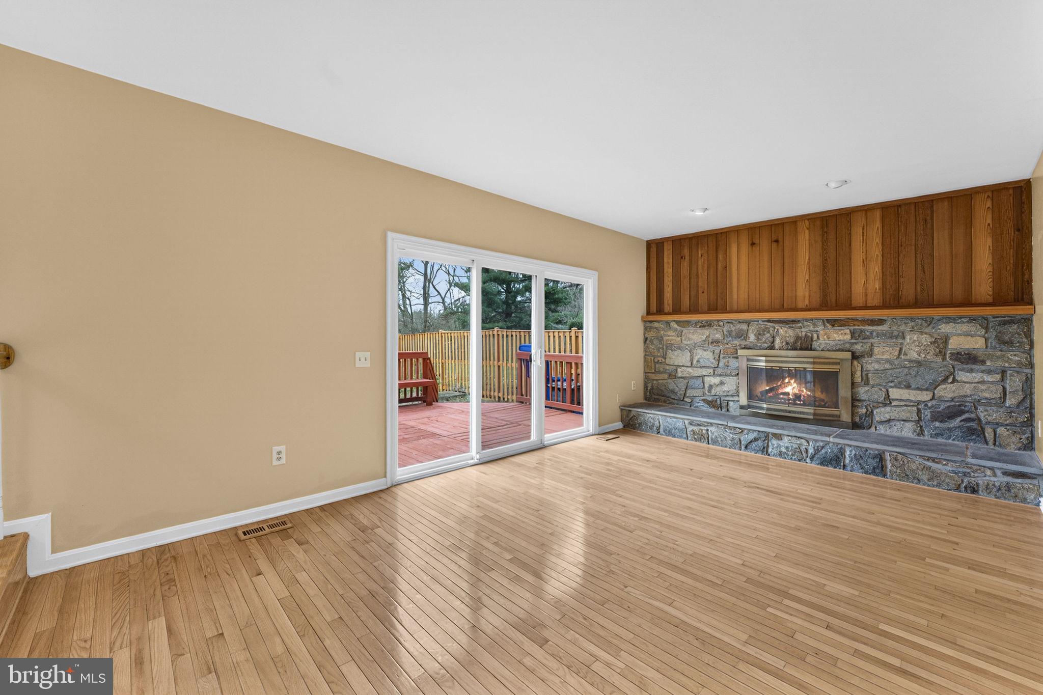 KINGS SQUARE - Residential