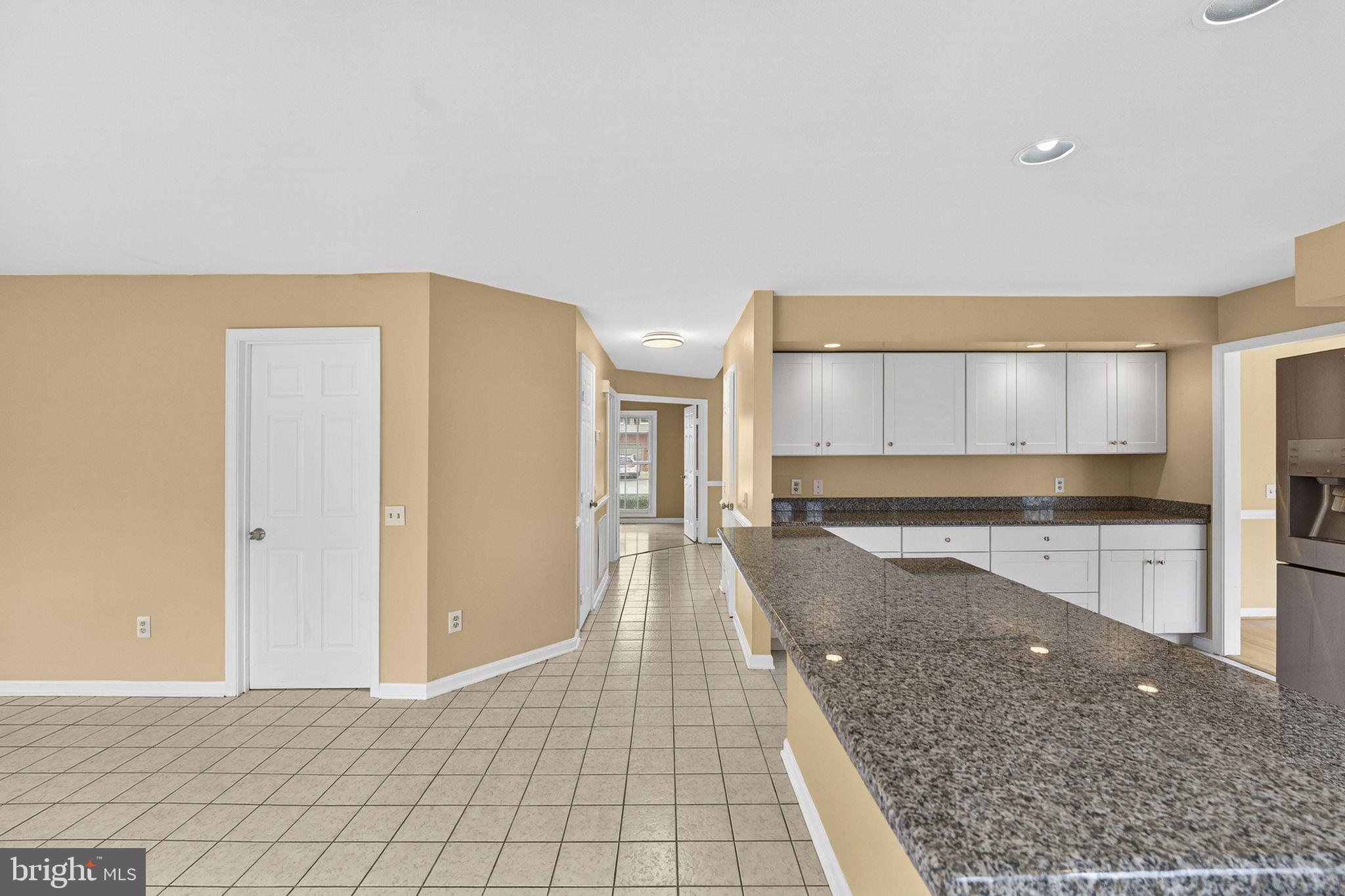 KINGS SQUARE - Residential