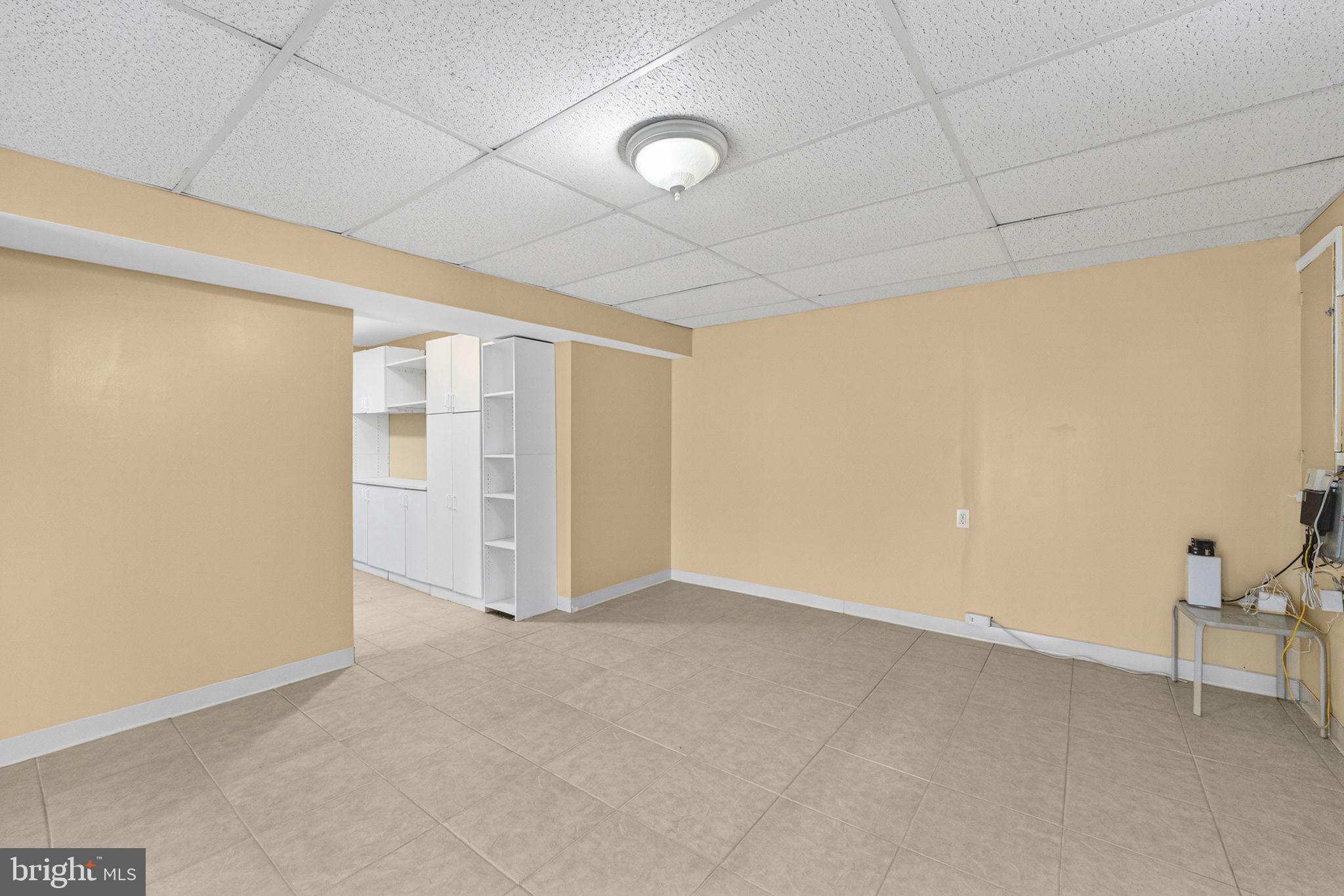 KINGS SQUARE - Residential