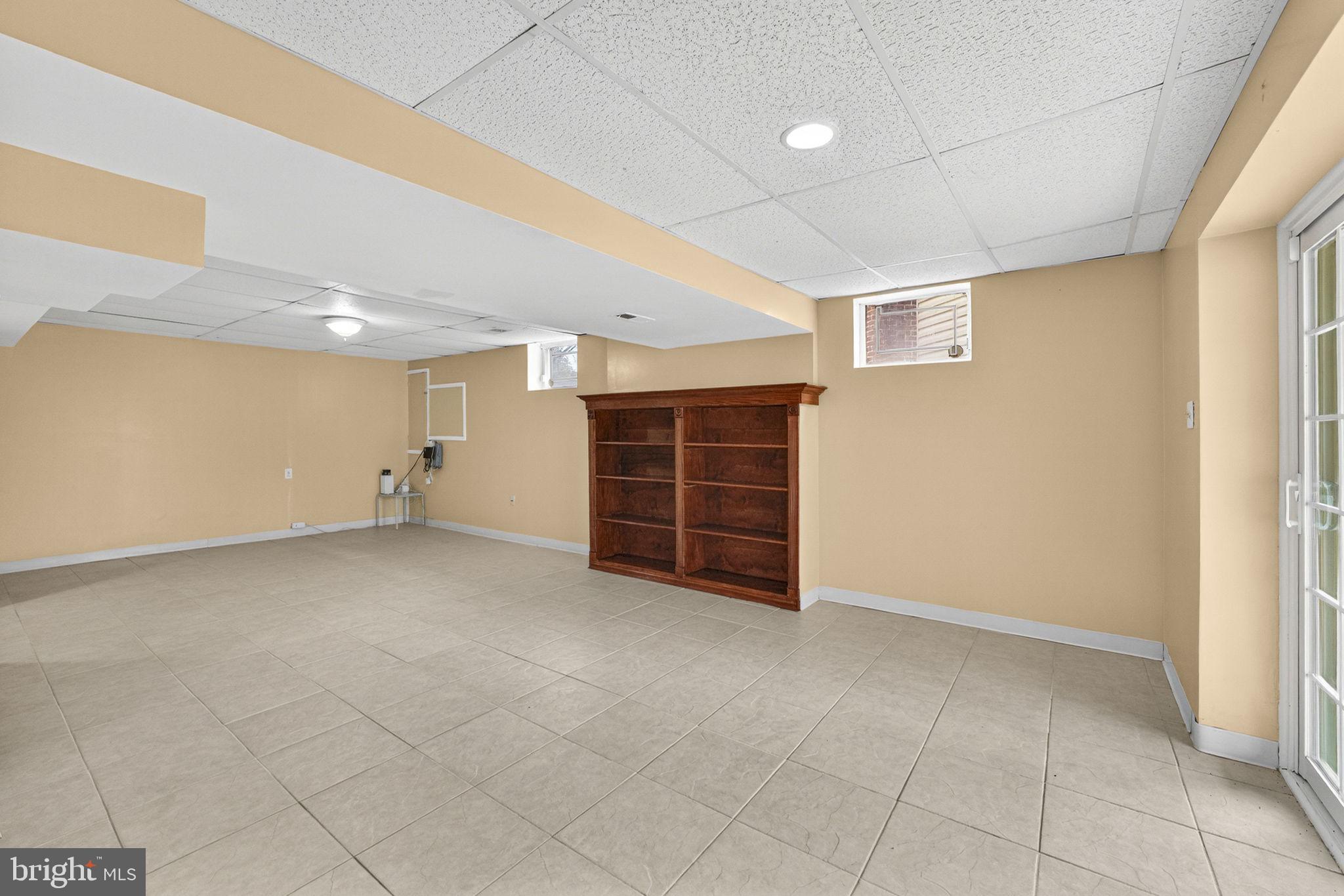 KINGS SQUARE - Residential