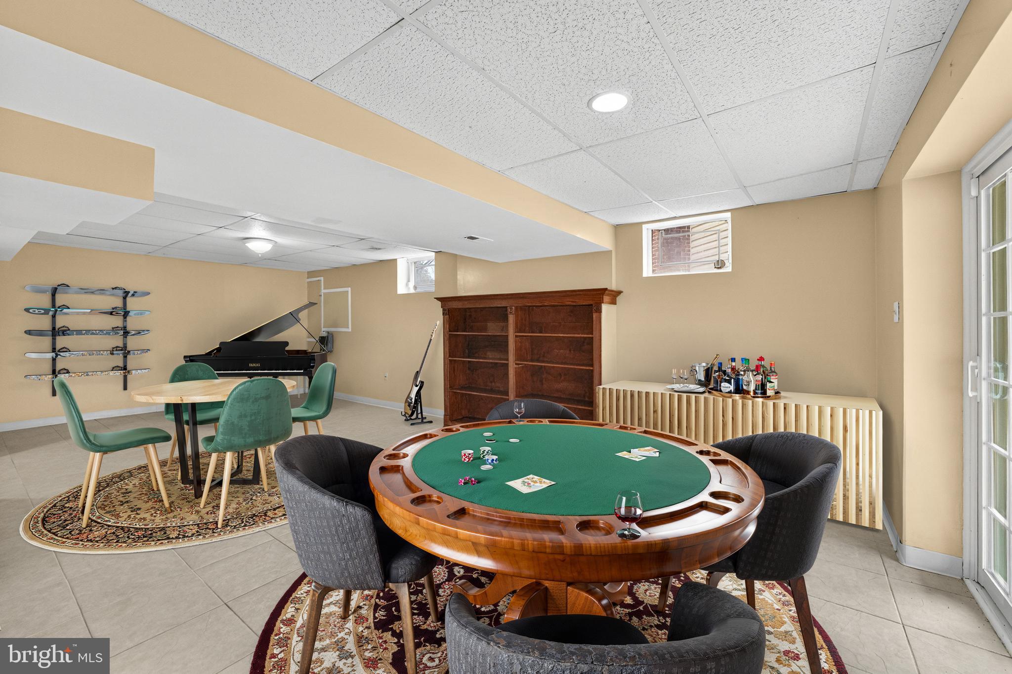 KINGS SQUARE - Residential