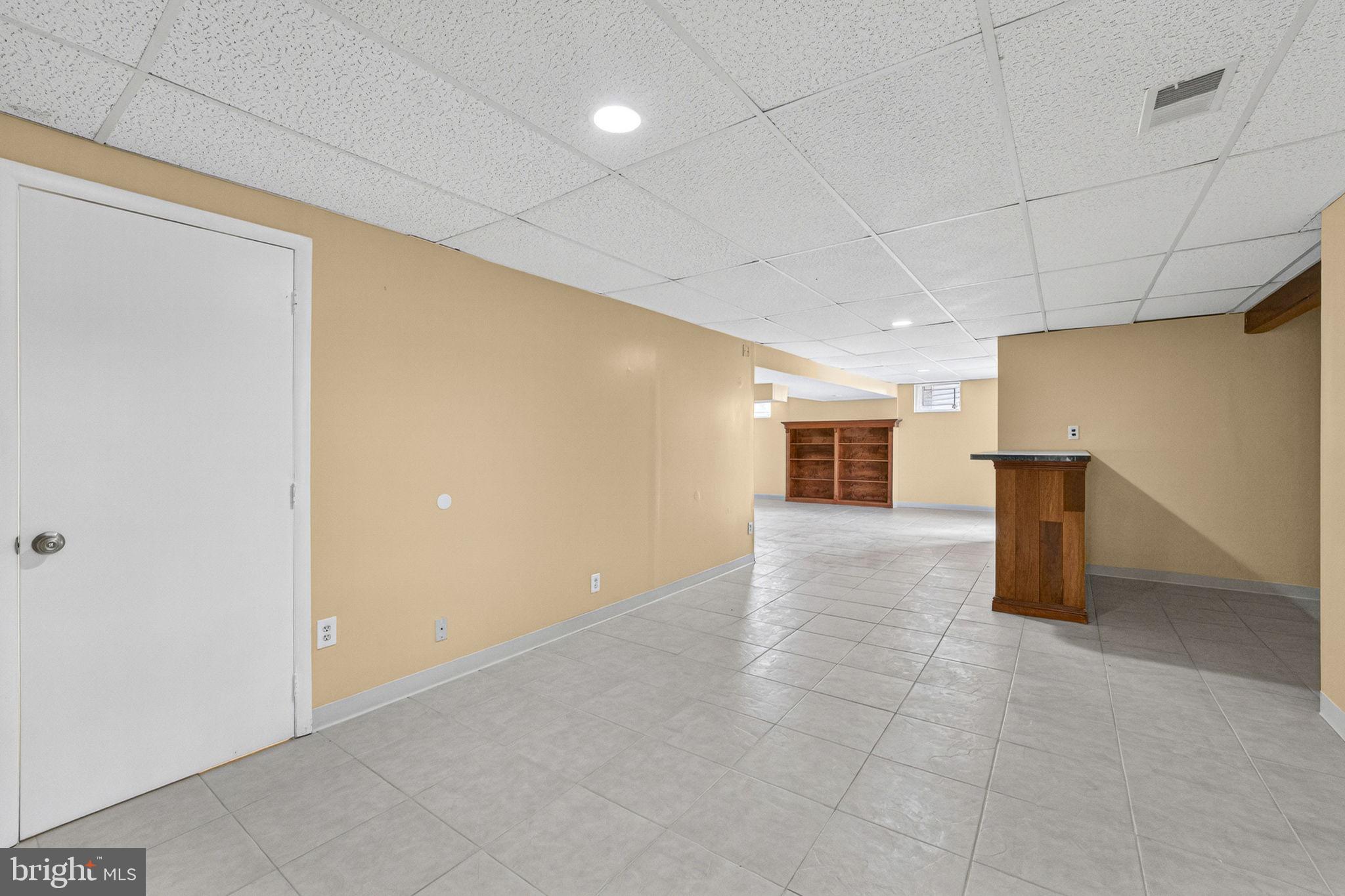 KINGS SQUARE - Residential