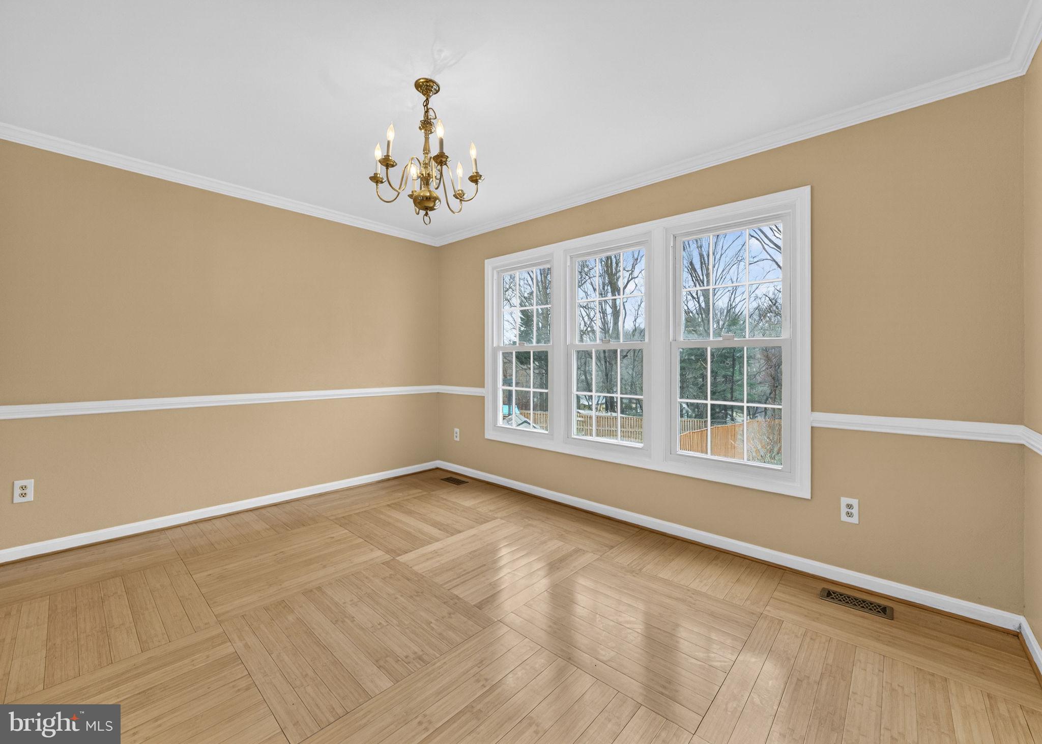 KINGS SQUARE - Residential