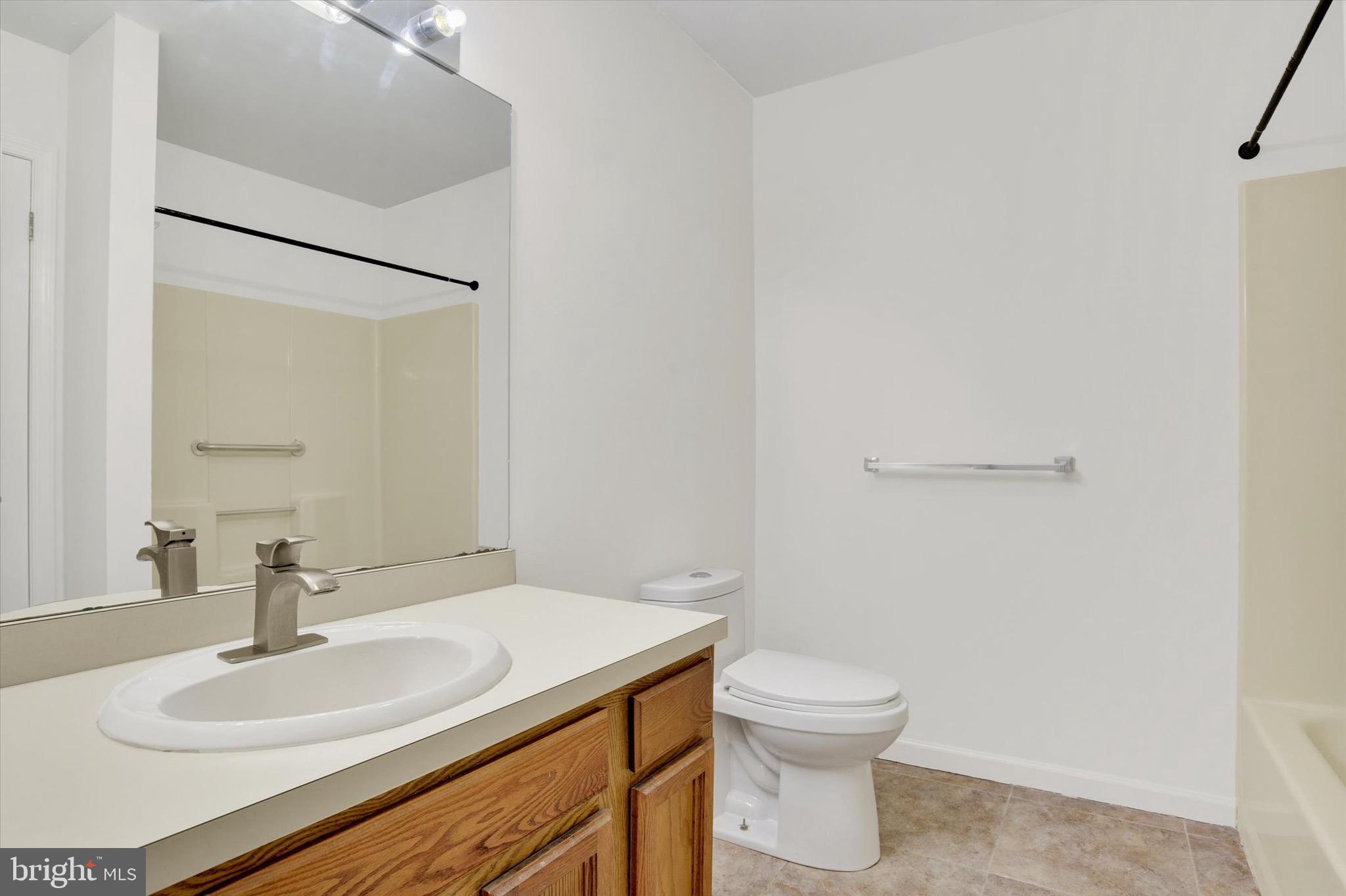 WALNUT VILLAS - Residential