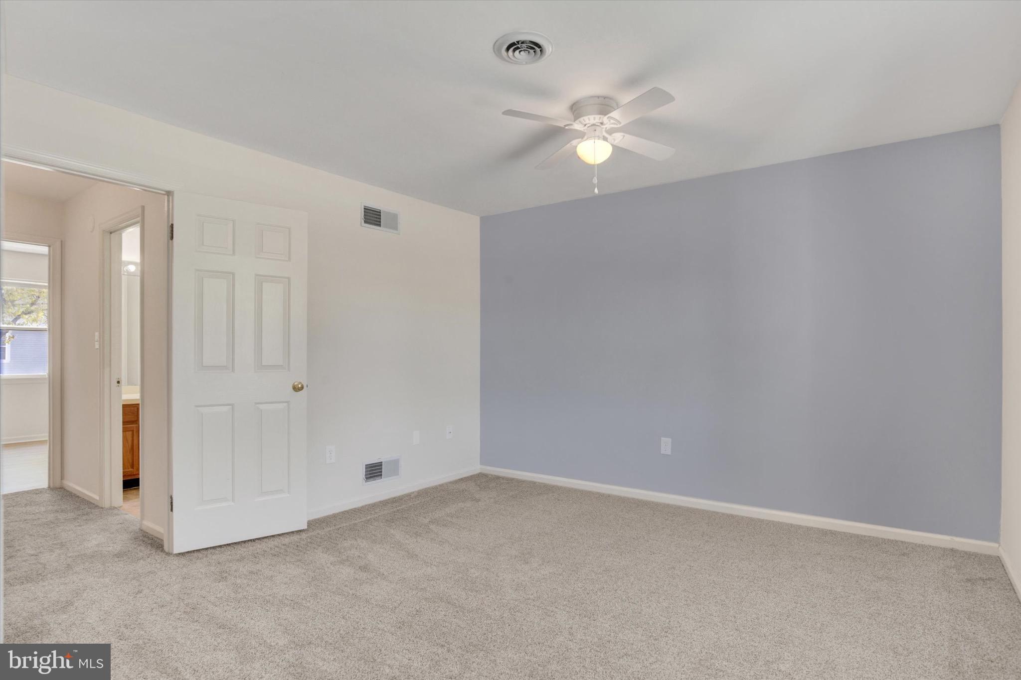 WALNUT VILLAS - Residential