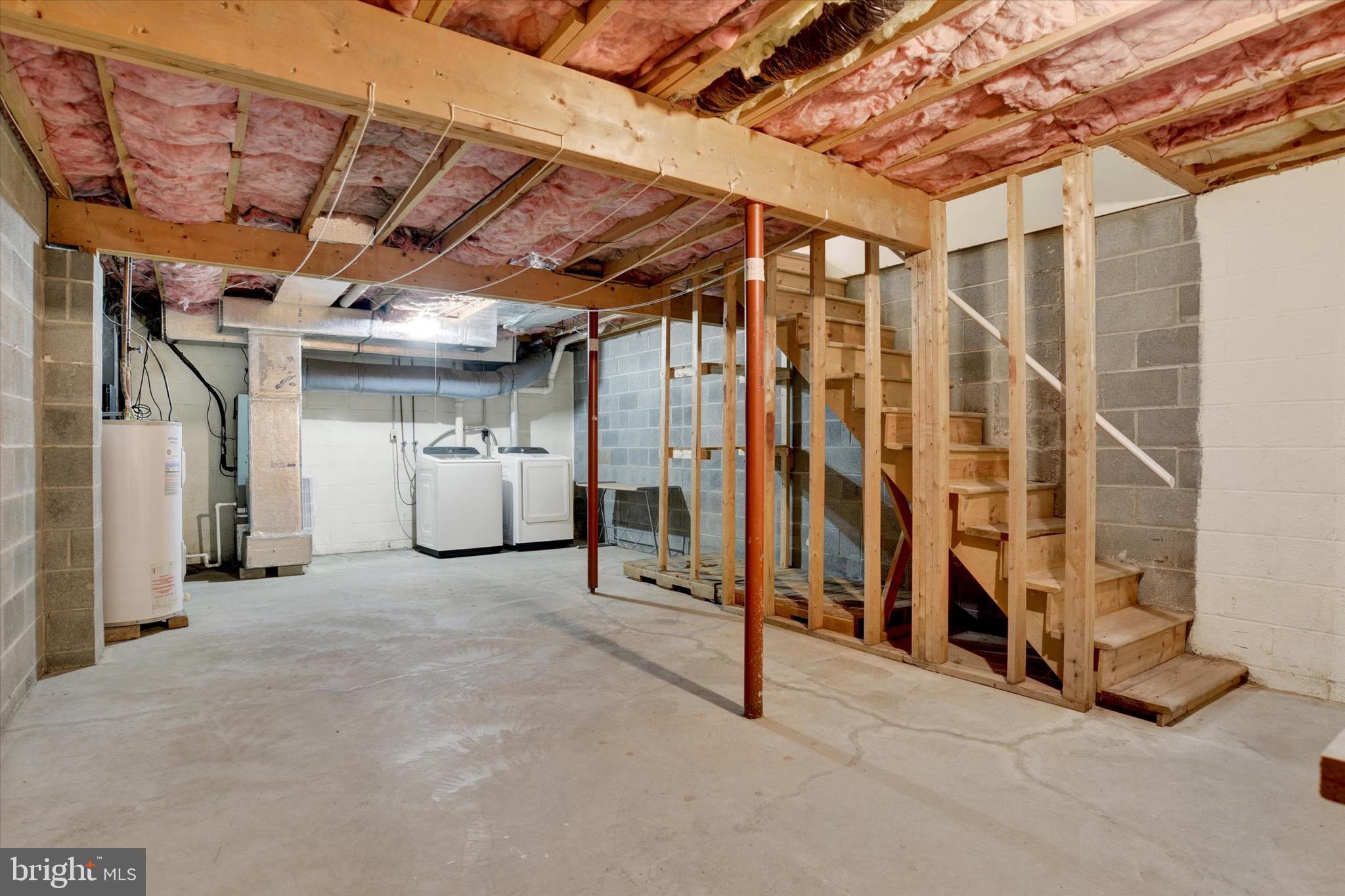 WALNUT VILLAS - Residential