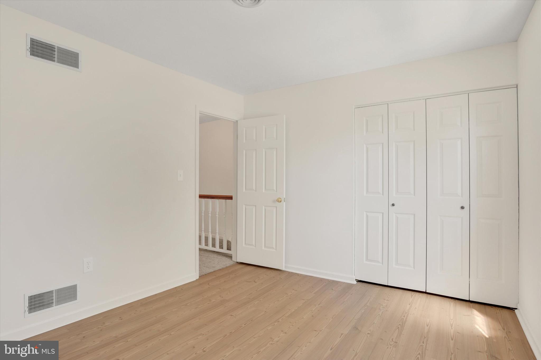 WALNUT VILLAS - Residential