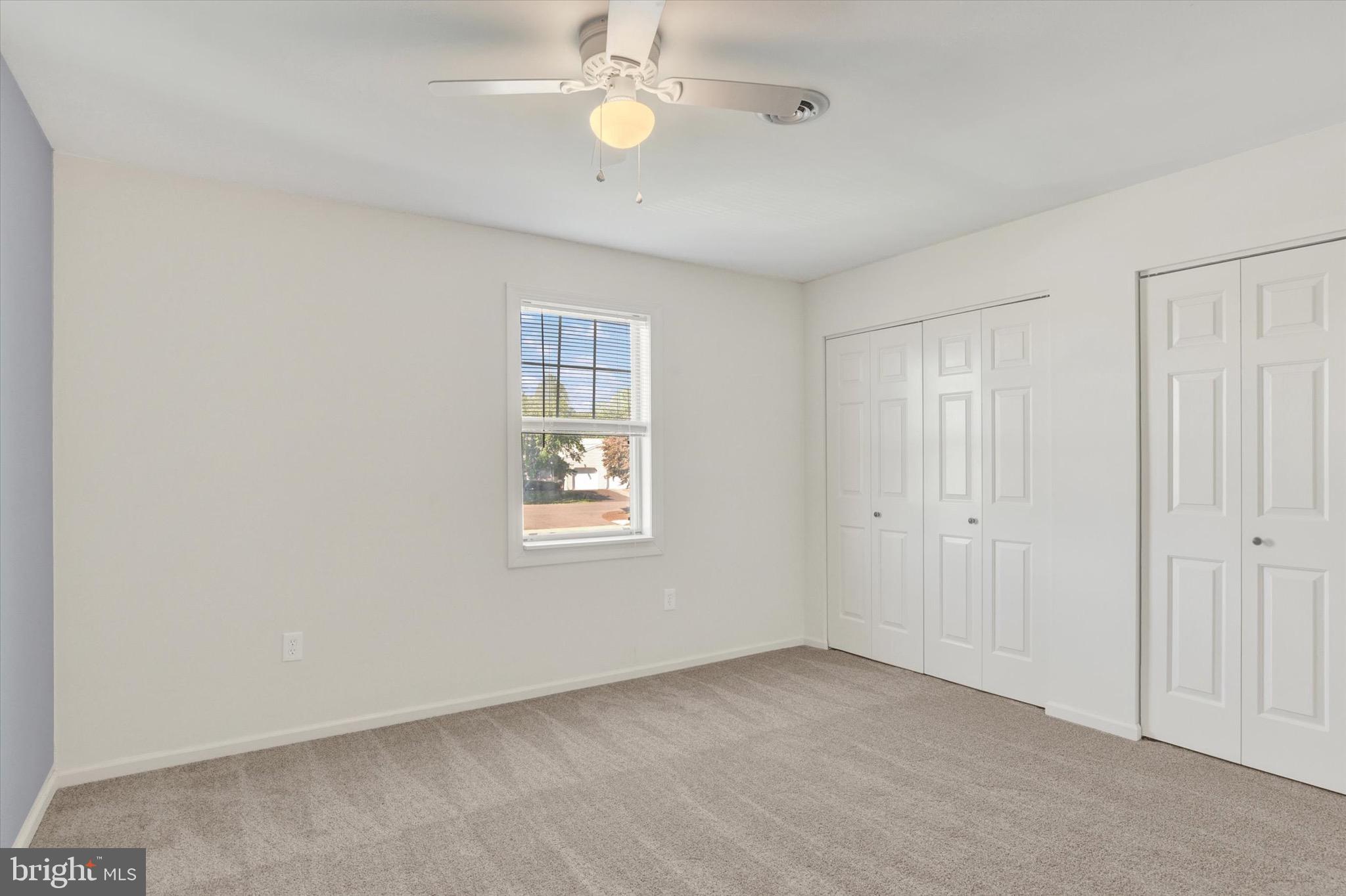 WALNUT VILLAS - Residential