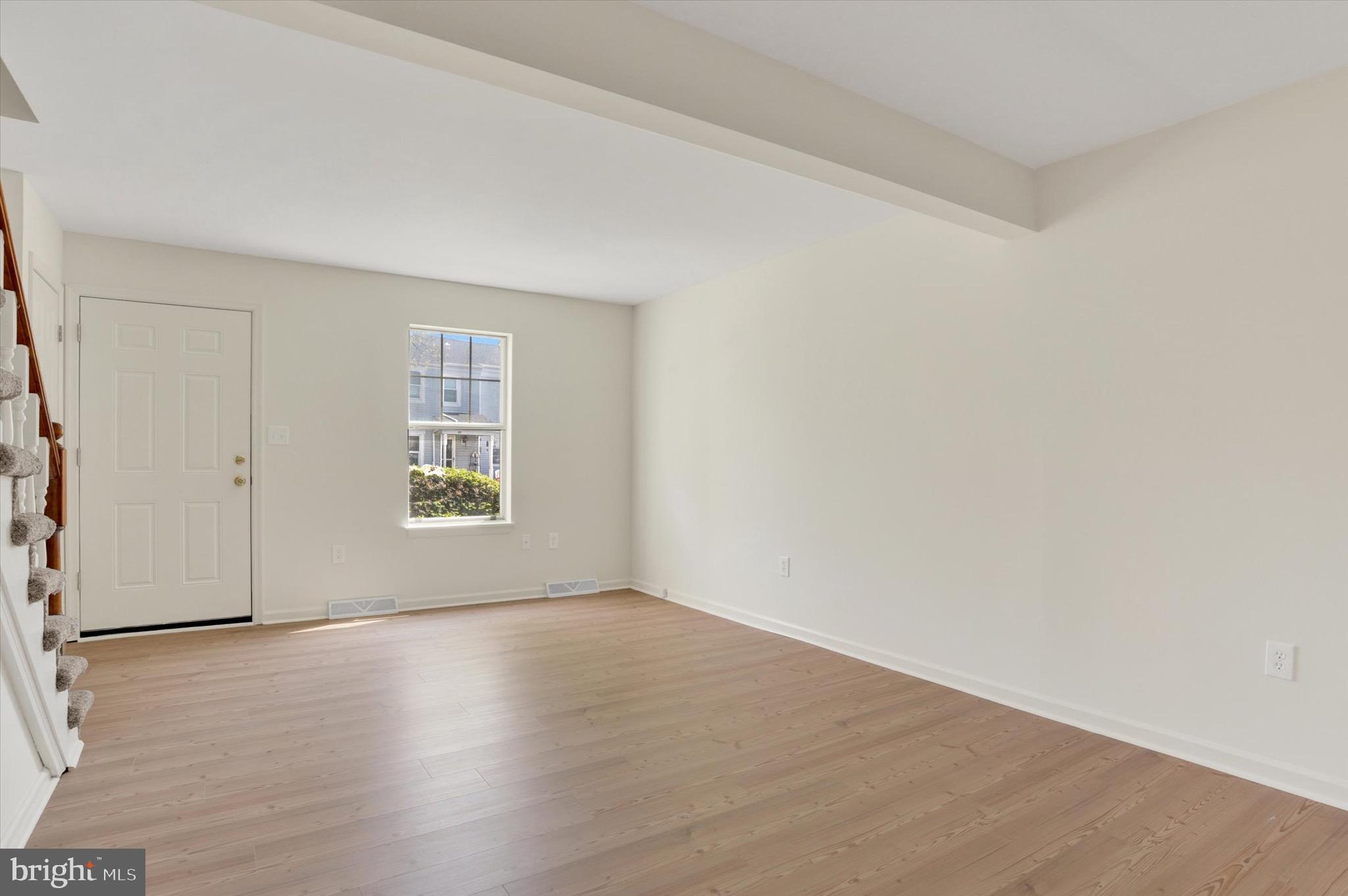 WALNUT VILLAS - Residential