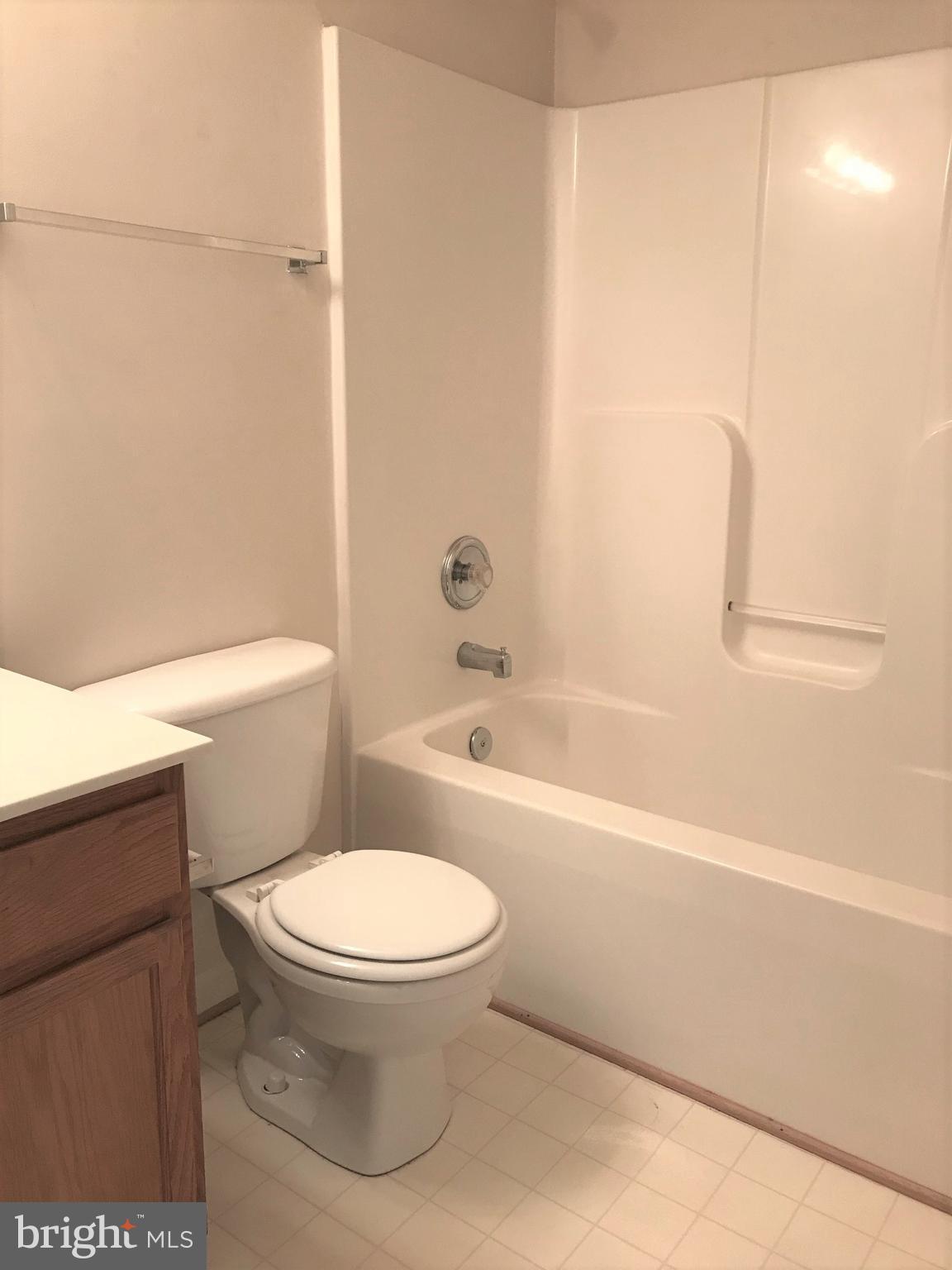 COVENTRY CREEK - Residential Lease