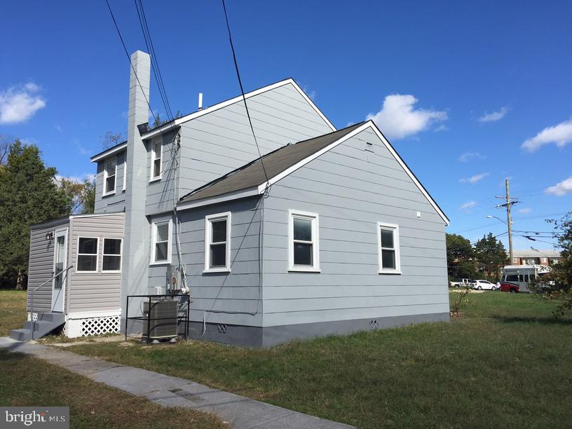 TILGHMAN ESTATES - Residential Lease