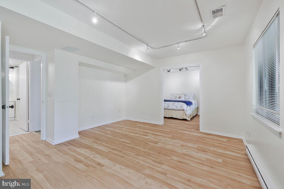 BENTANA WOODS - Residential