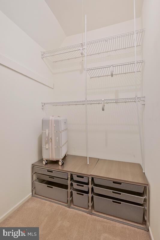 BENTANA WOODS - Residential