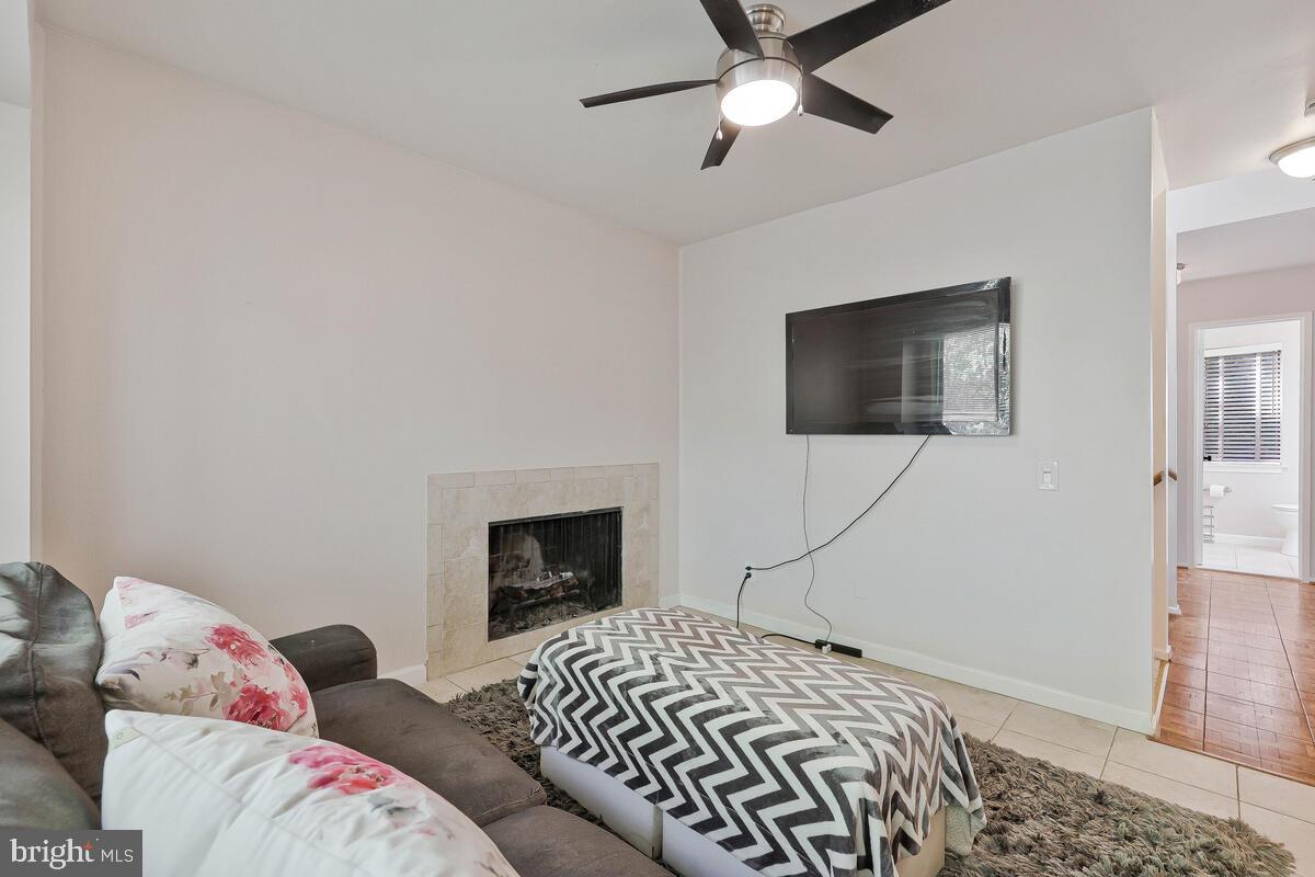 BENTANA WOODS - Residential