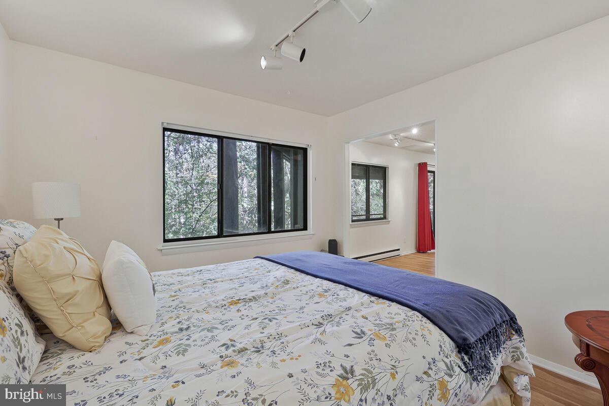 BENTANA WOODS - Residential