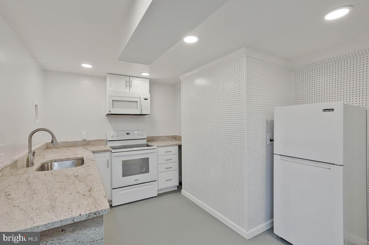 BENTANA WOODS - Residential