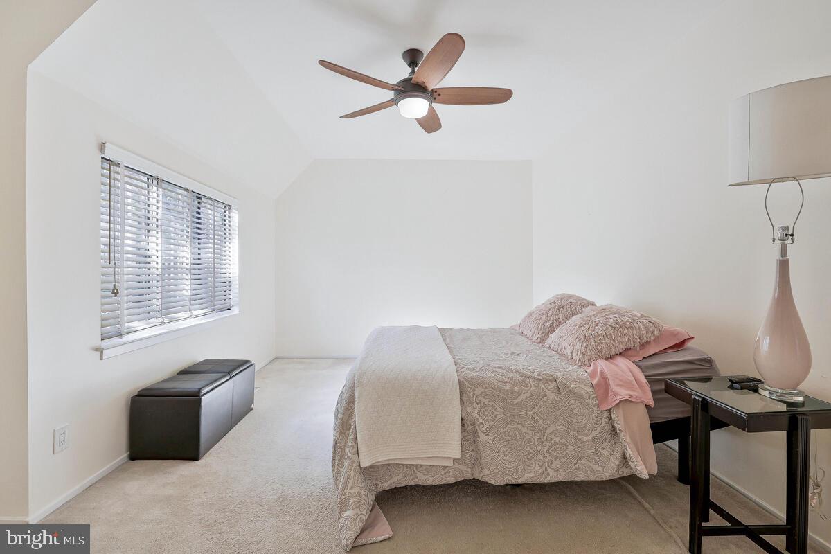 BENTANA WOODS - Residential