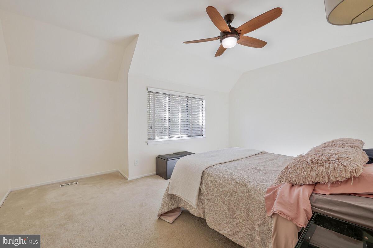 BENTANA WOODS - Residential