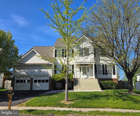 Homes For Sale - 704 Godfrey Court<br/> LEESBURG, VA 20175
