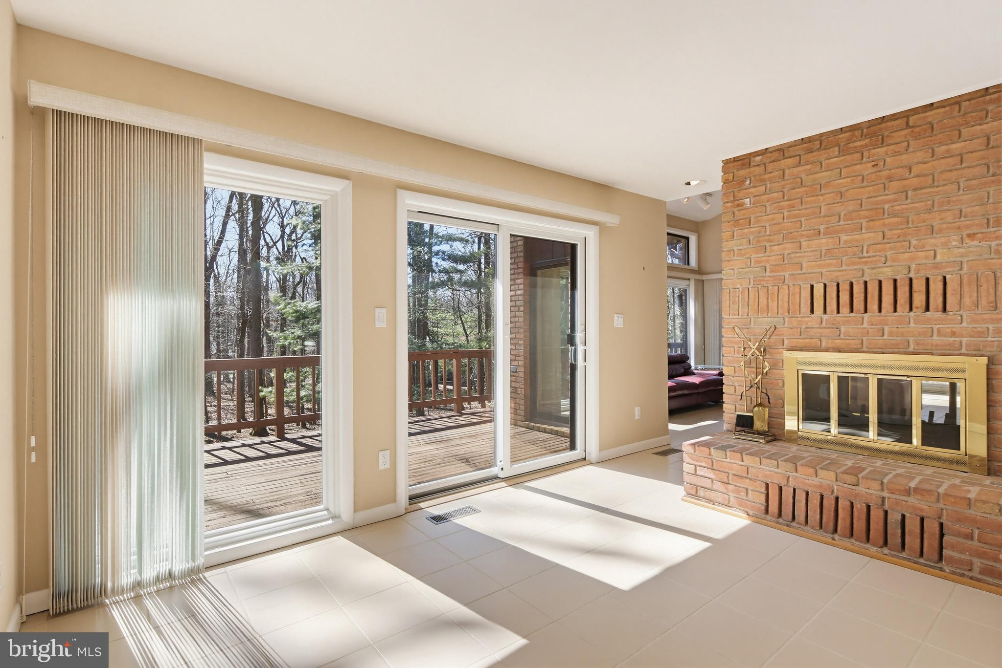 WORTHINGTON VALLEY ESTATES - Residential