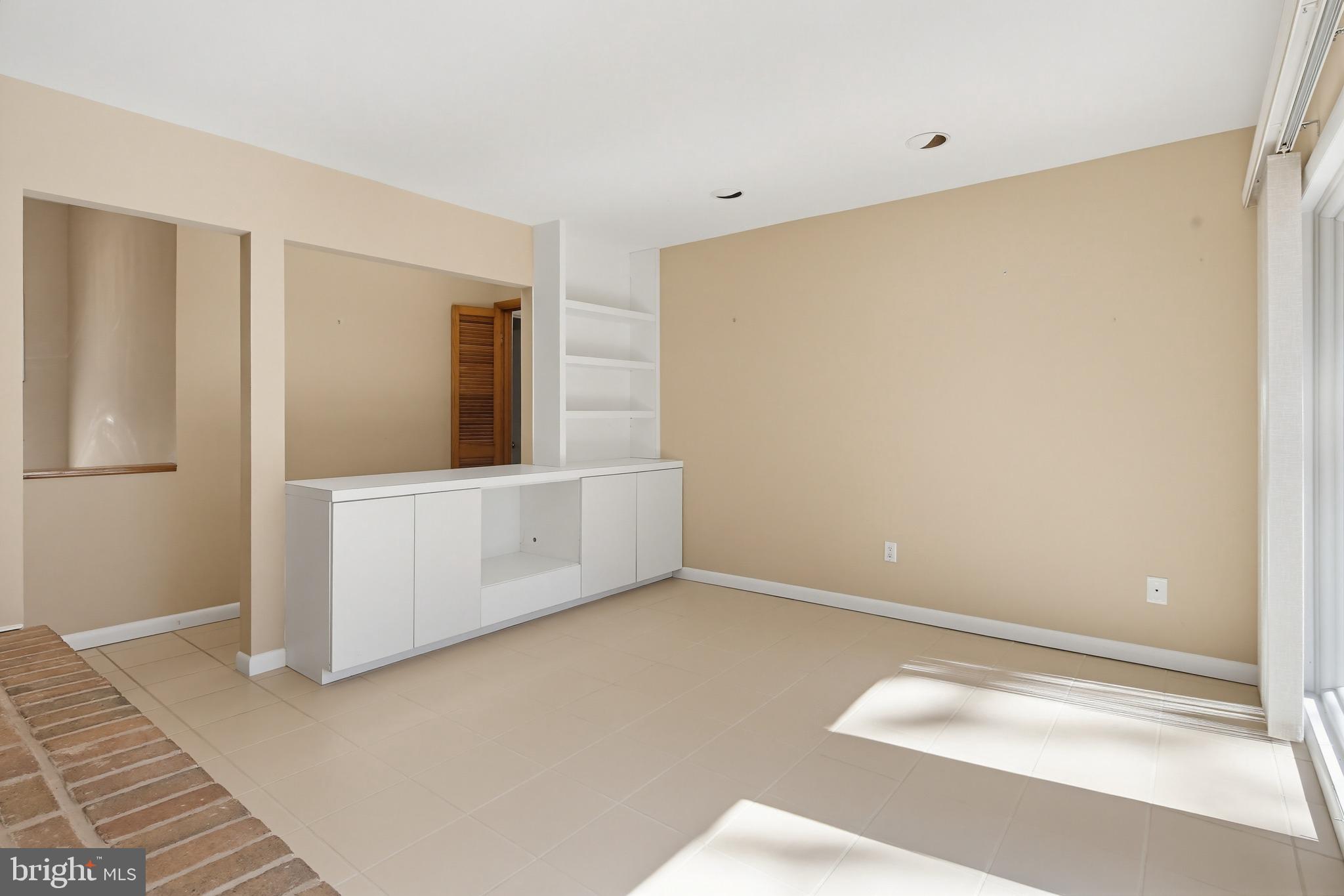 WORTHINGTON VALLEY ESTATES - Residential