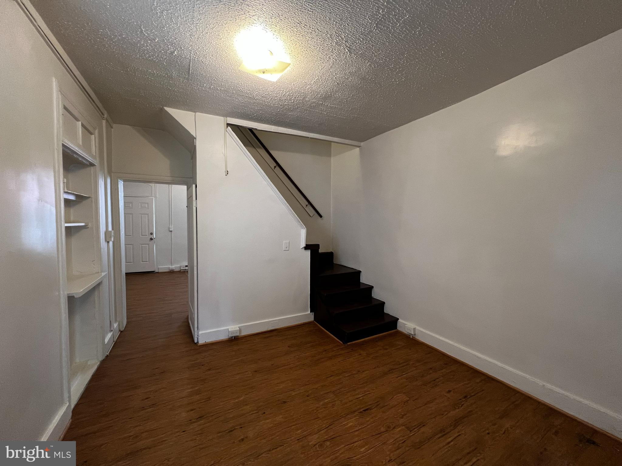 486 SOUTH STREET W