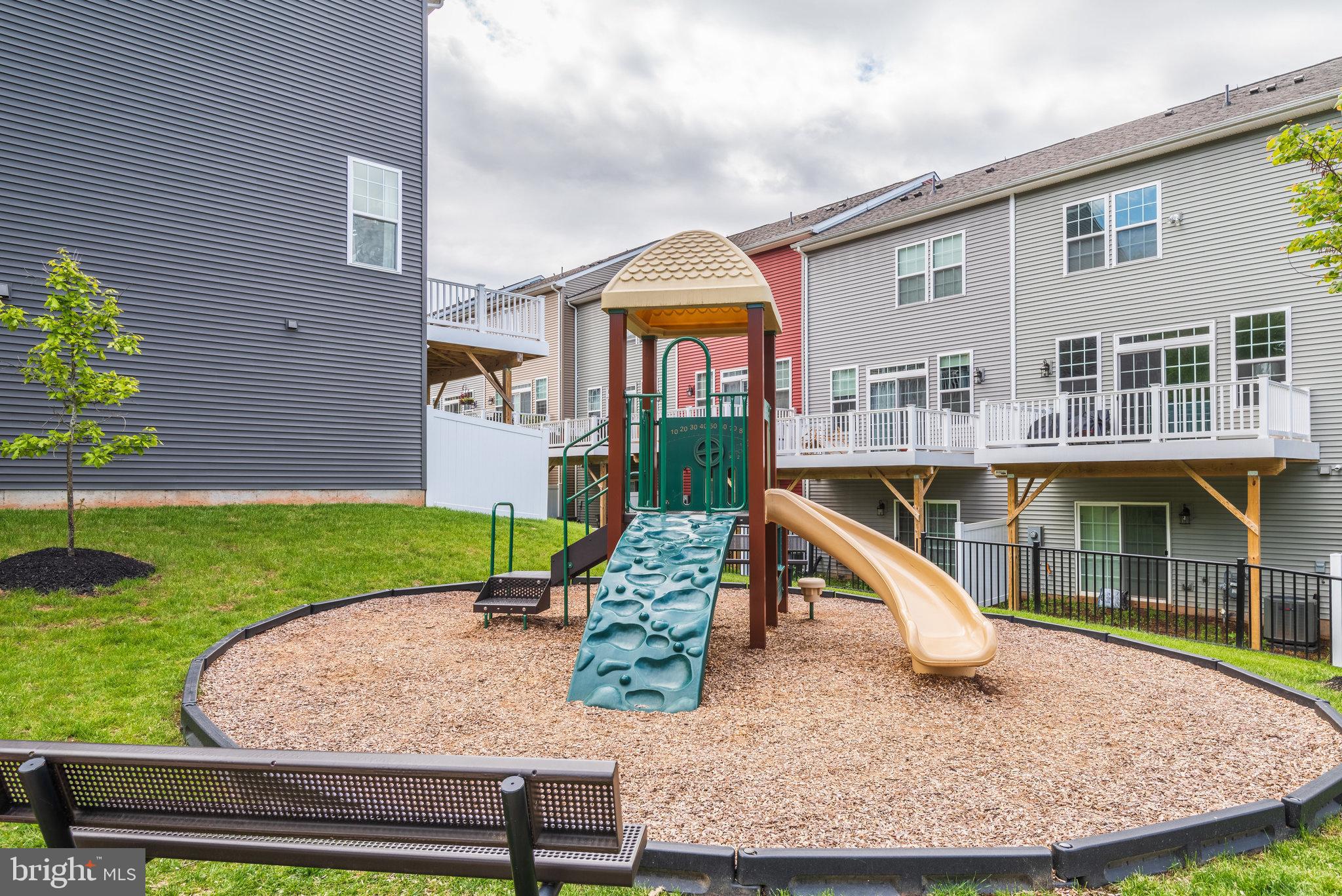 HAYMARKET CROSSING - Residential