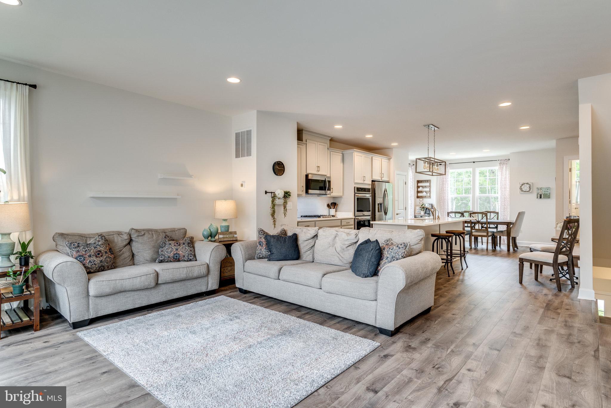 HAYMARKET CROSSING - Residential