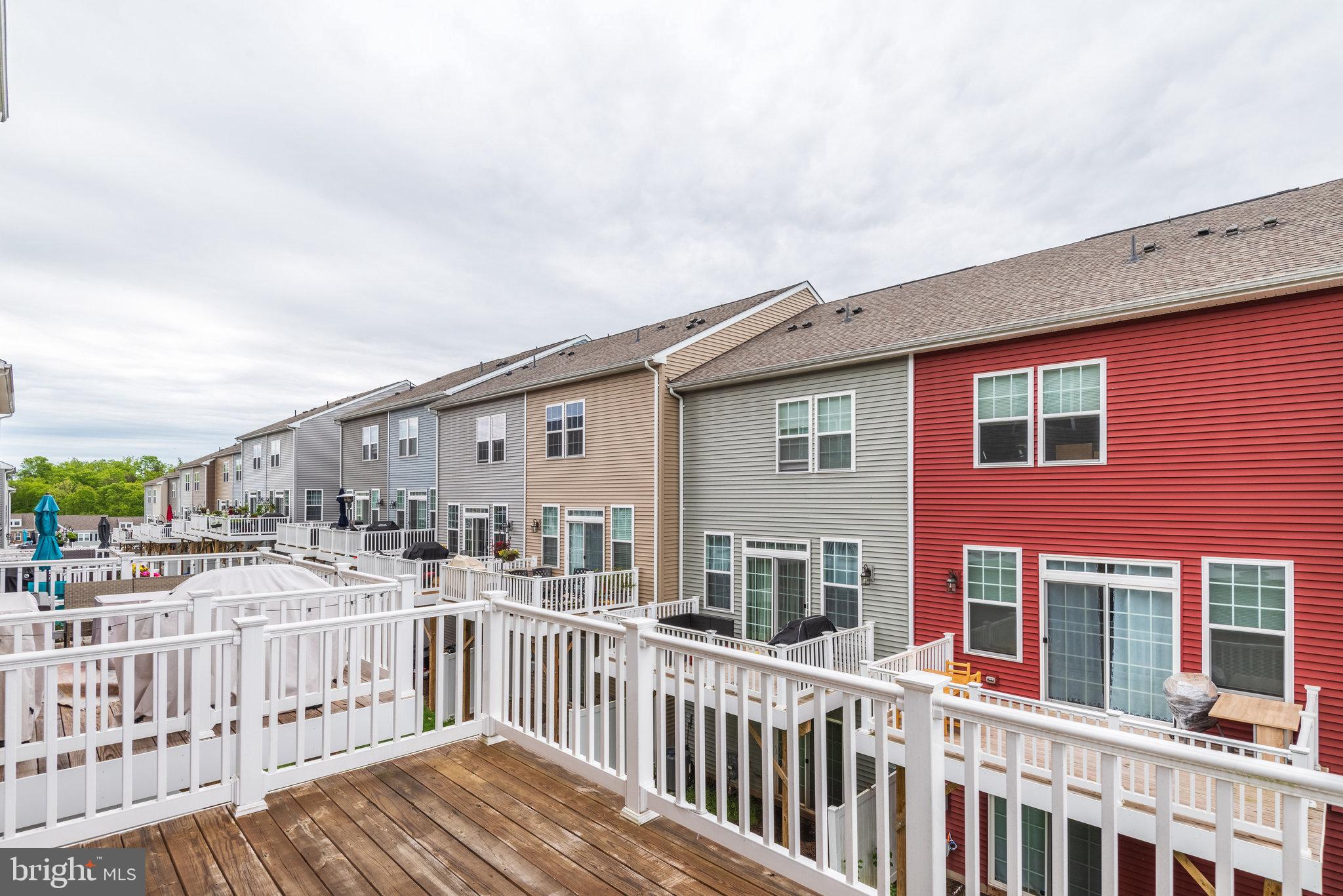 HAYMARKET CROSSING - Residential