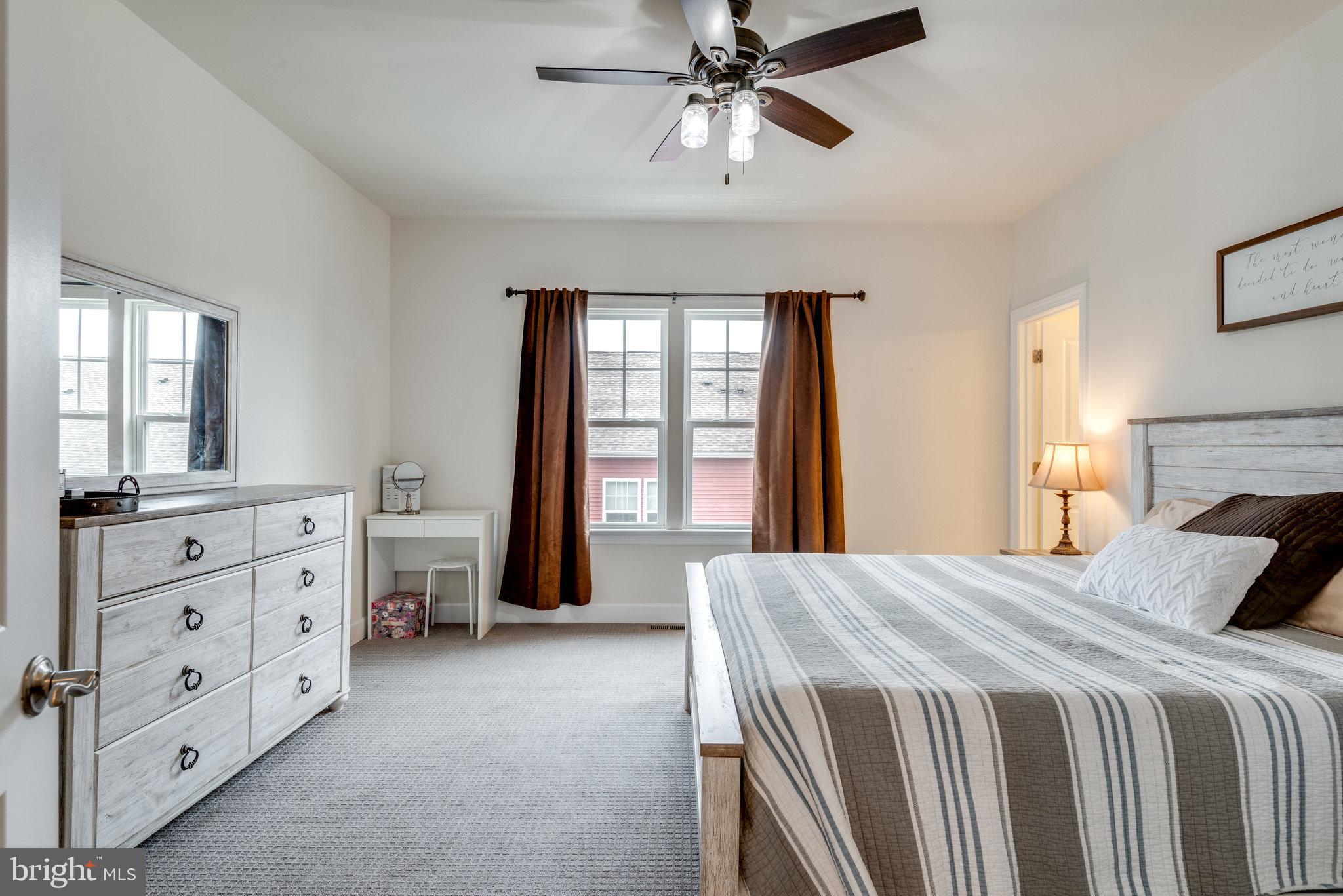 HAYMARKET CROSSING - Residential