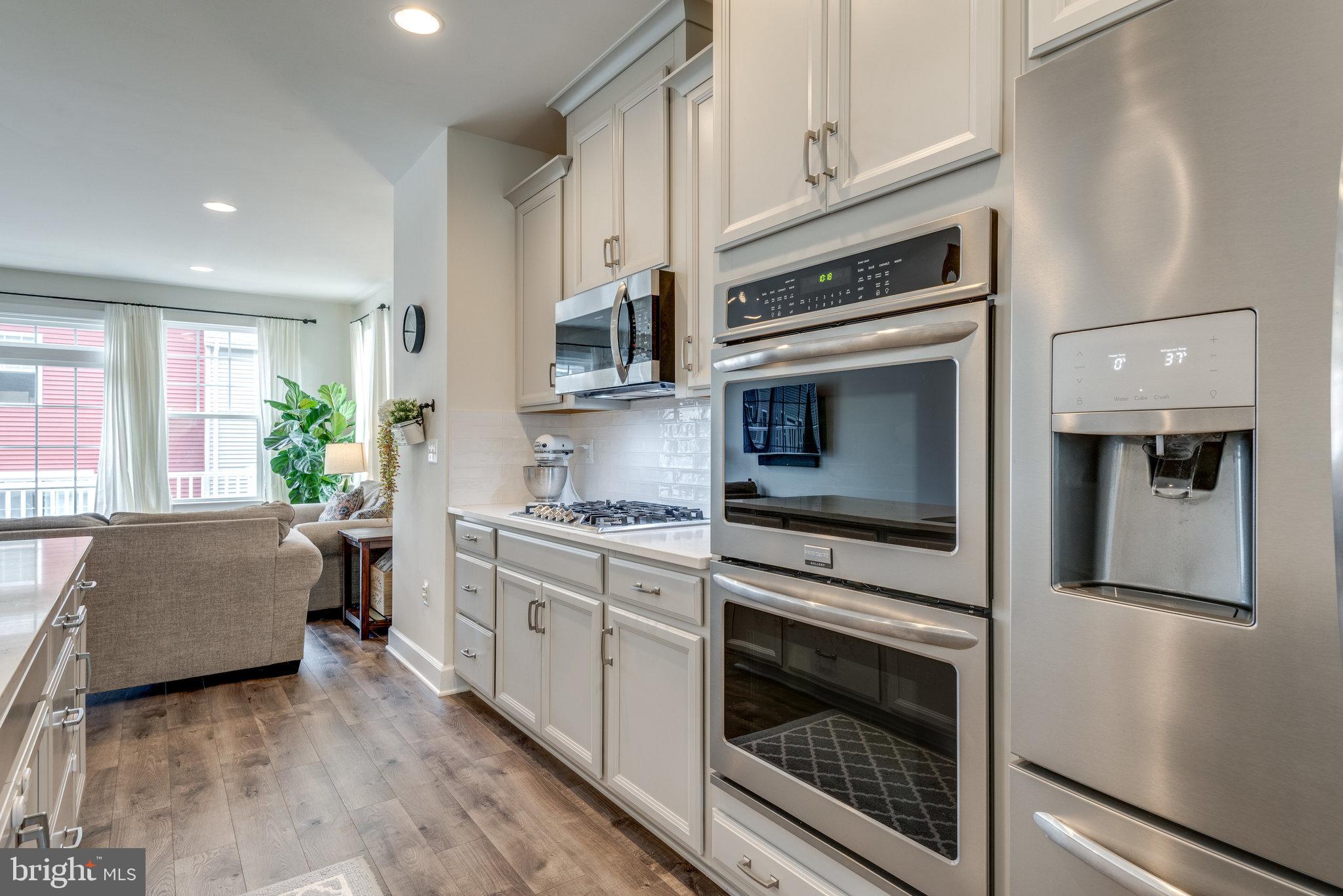 HAYMARKET CROSSING - Residential