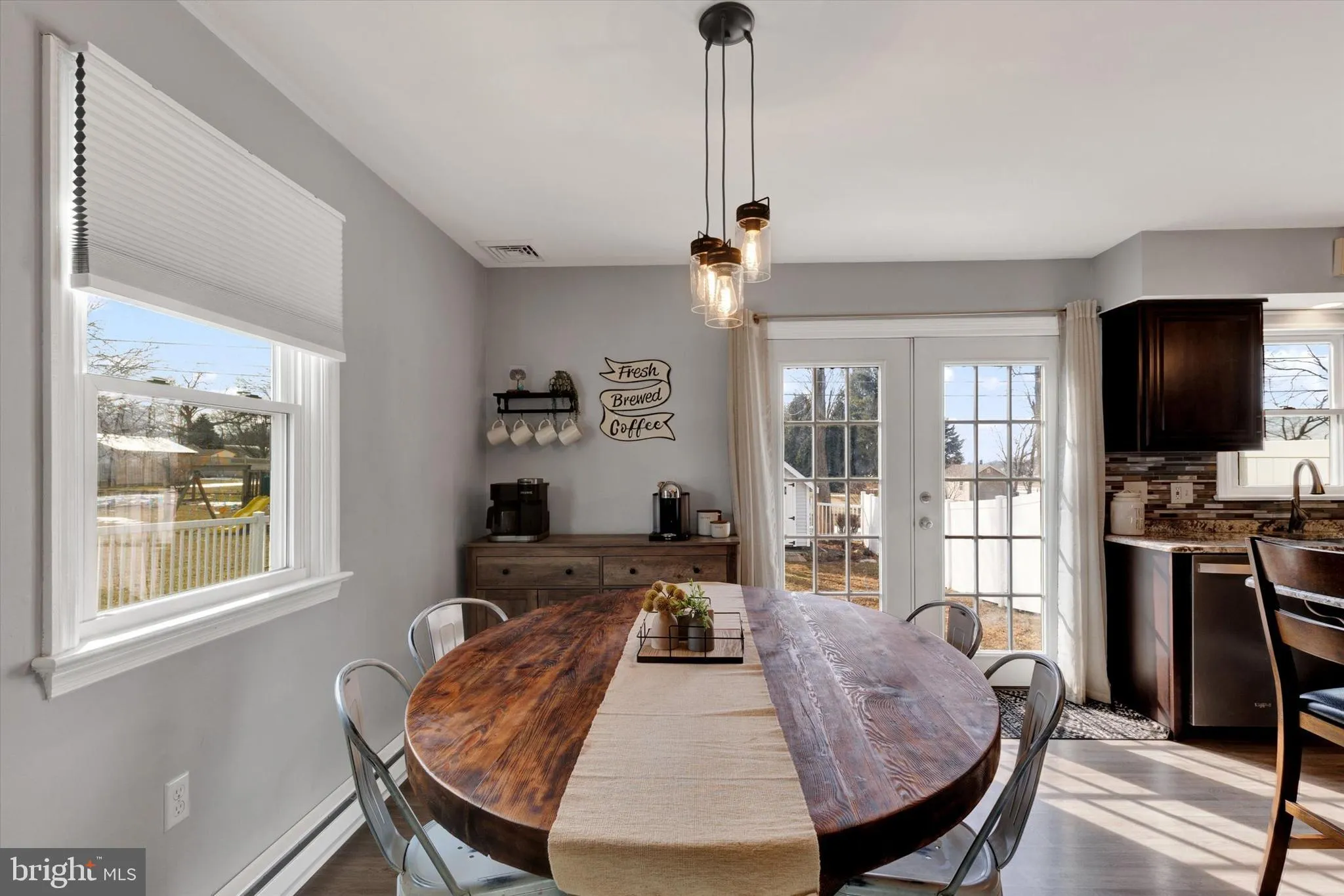 Lititz, Pennsylvania 17543, United States, 3 Bedrooms Bedrooms, ,2 BathroomsBathrooms,Residential,Pending,10513