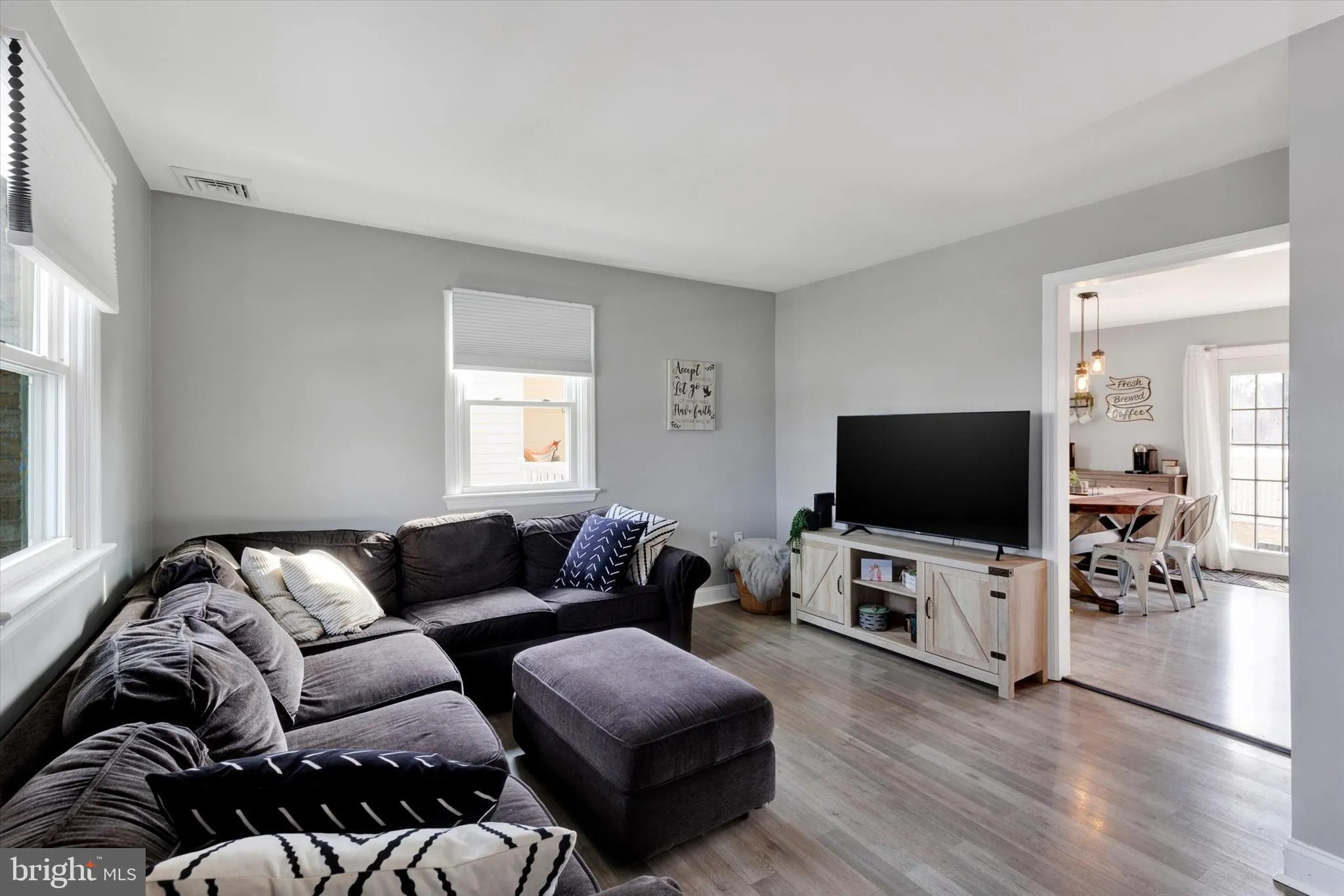 Lititz, Pennsylvania 17543, United States, 3 Bedrooms Bedrooms, ,2 BathroomsBathrooms,Residential,Pending,10513