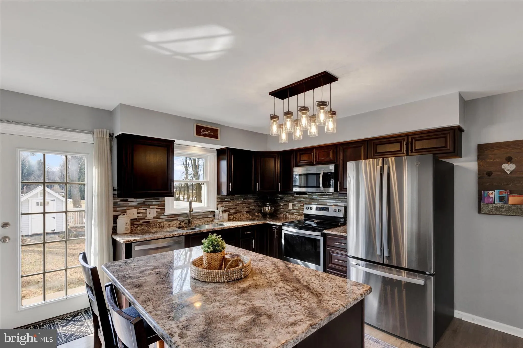 Lititz, Pennsylvania 17543, United States, 3 Bedrooms Bedrooms, ,2 BathroomsBathrooms,Residential,Pending,10513