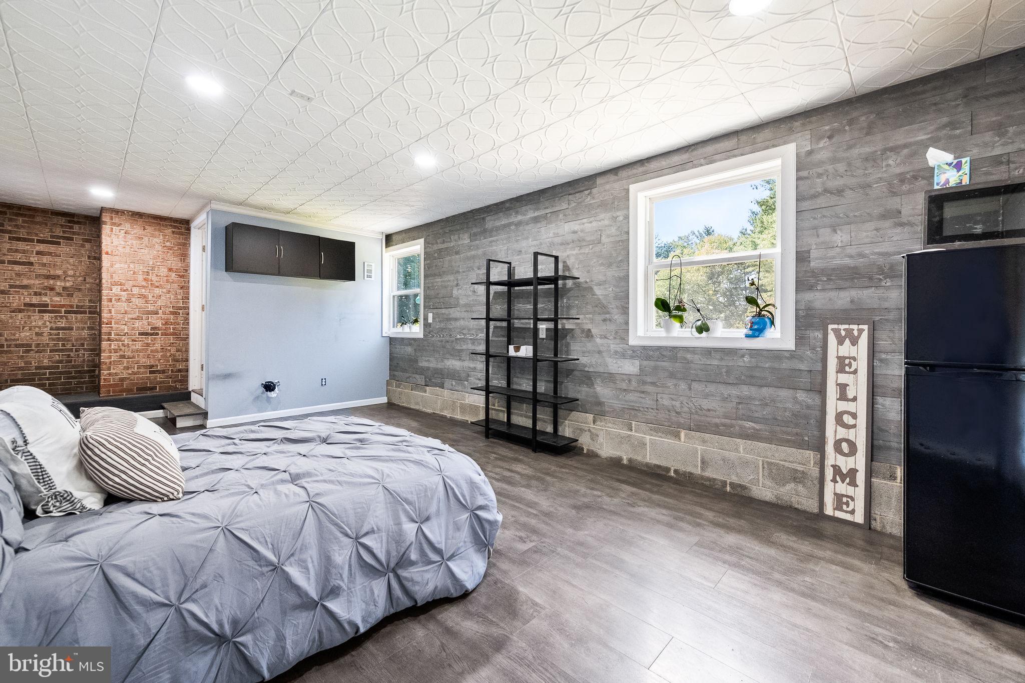 EVERHART ACRES - Residential