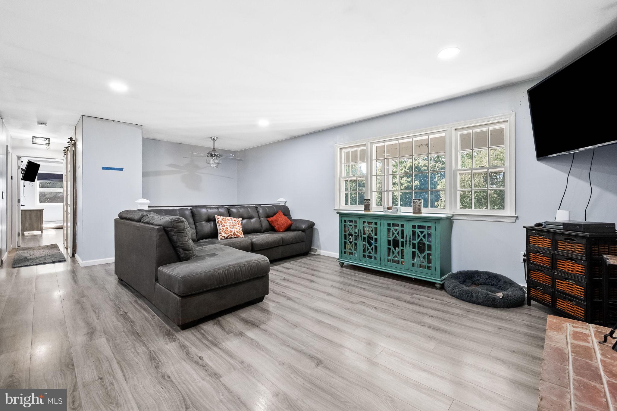 EVERHART ACRES - Residential