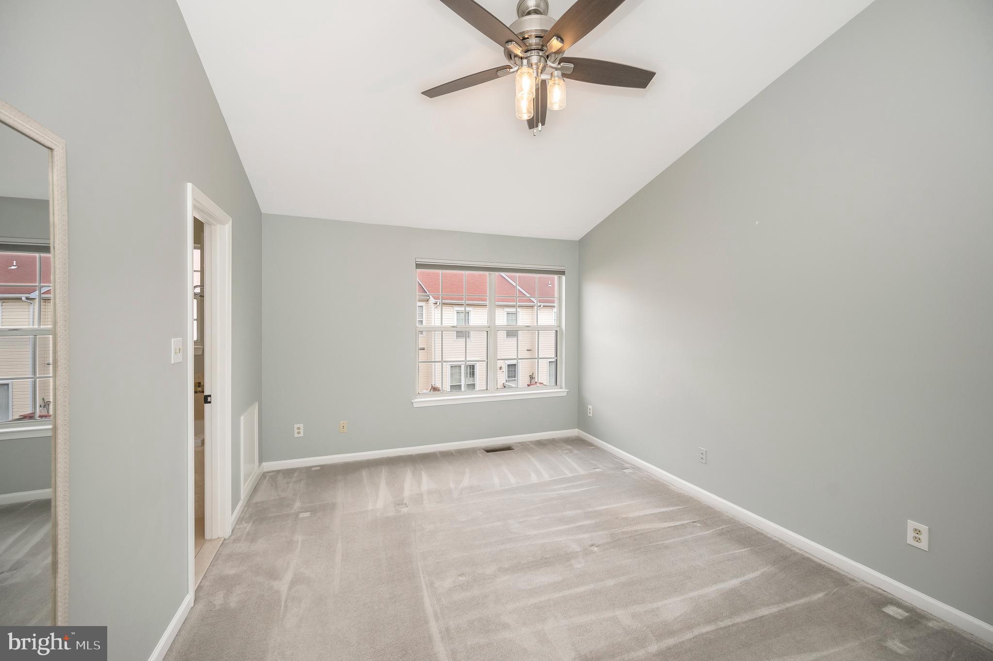 MANCHESTER LAKES - Residential