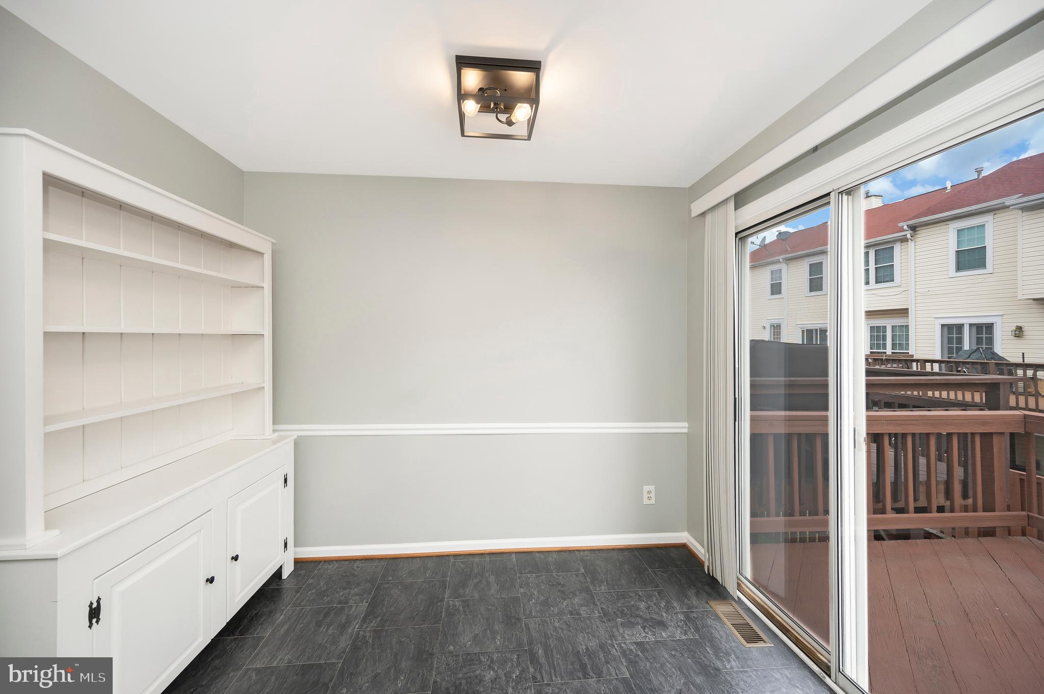 MANCHESTER LAKES - Residential