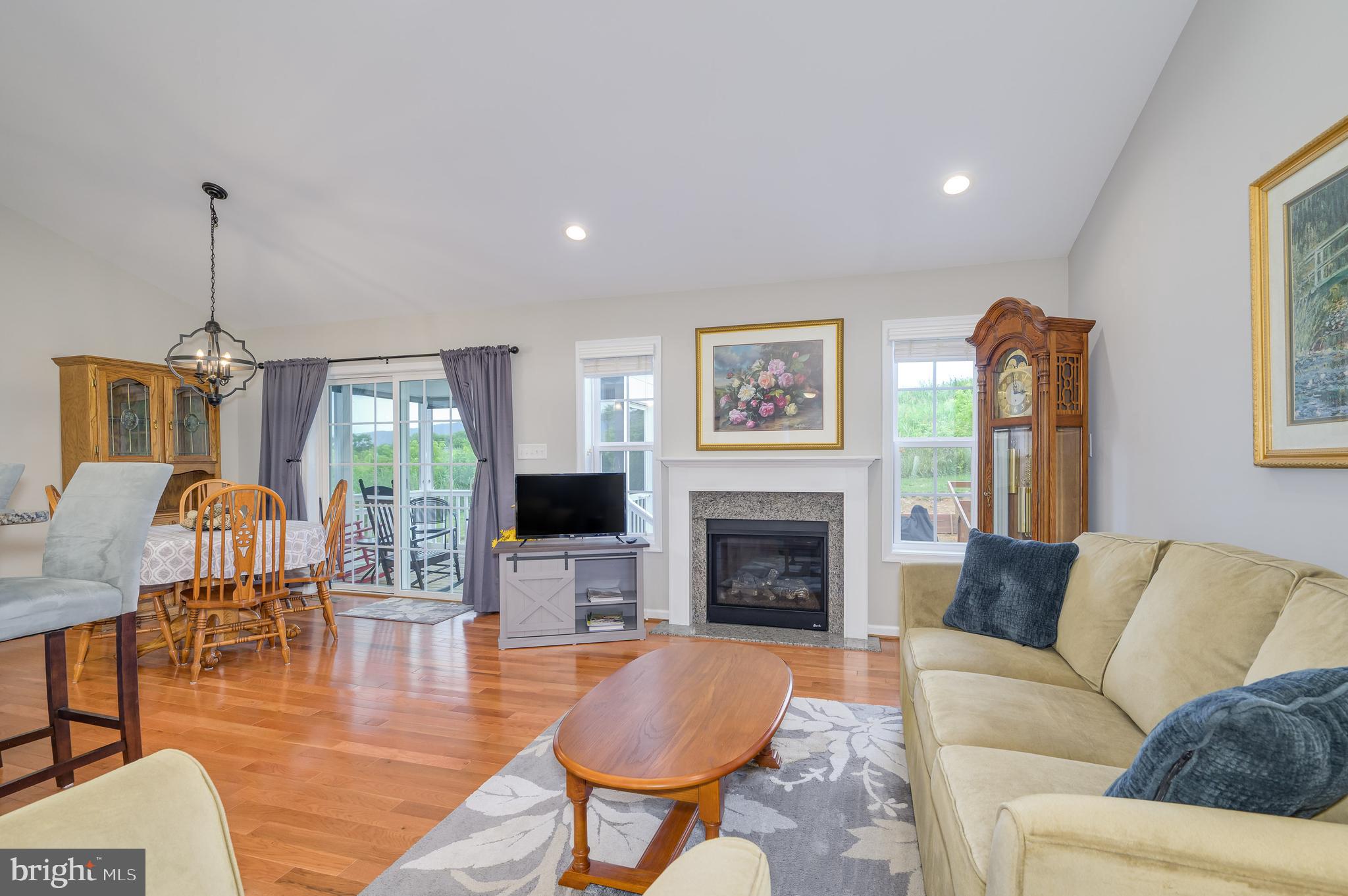 BUTLERS BRIDGE - Residential