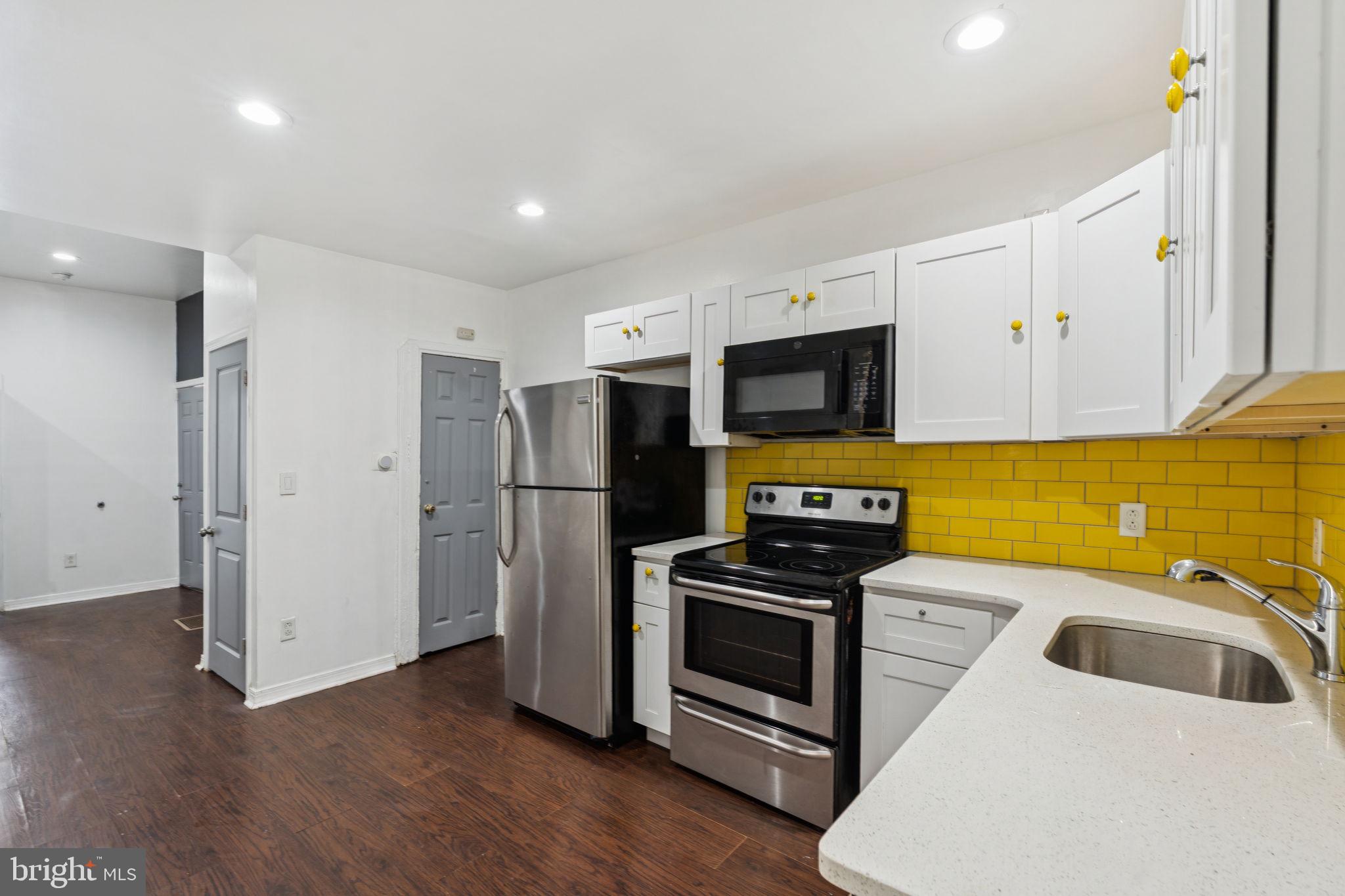 TEMPLE UNIVERSITY - Residential Lease