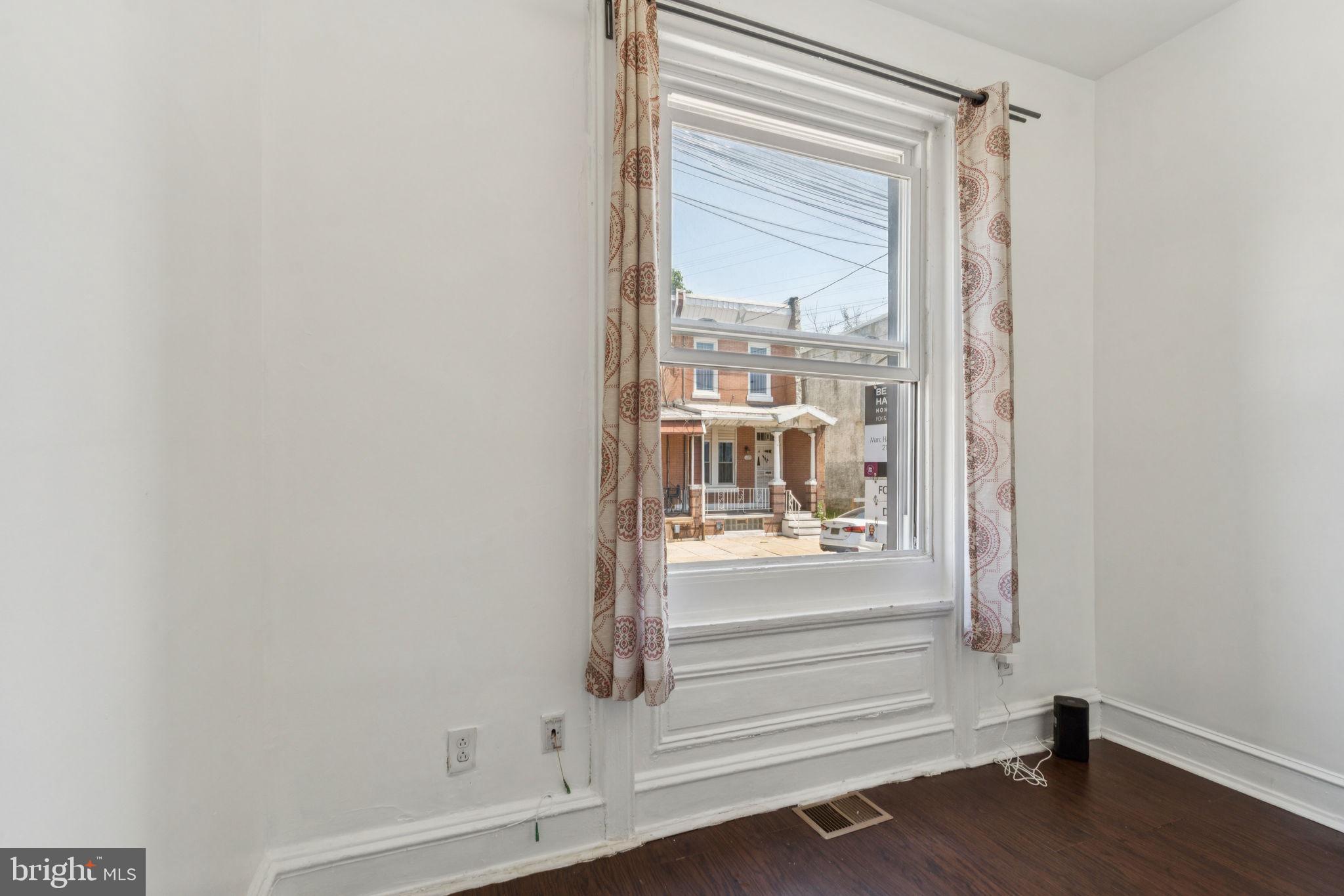 TEMPLE UNIVERSITY - Residential Lease