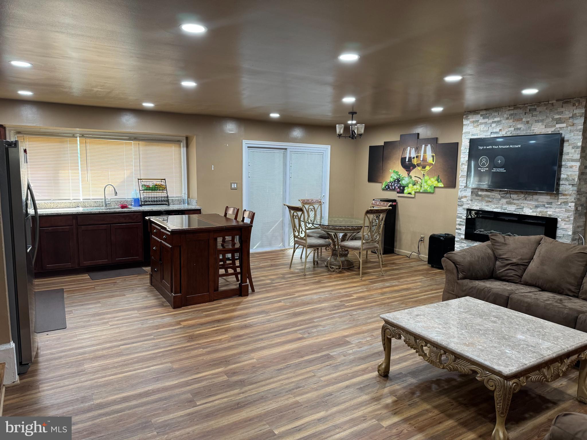 SCHROM HILLS - Residential