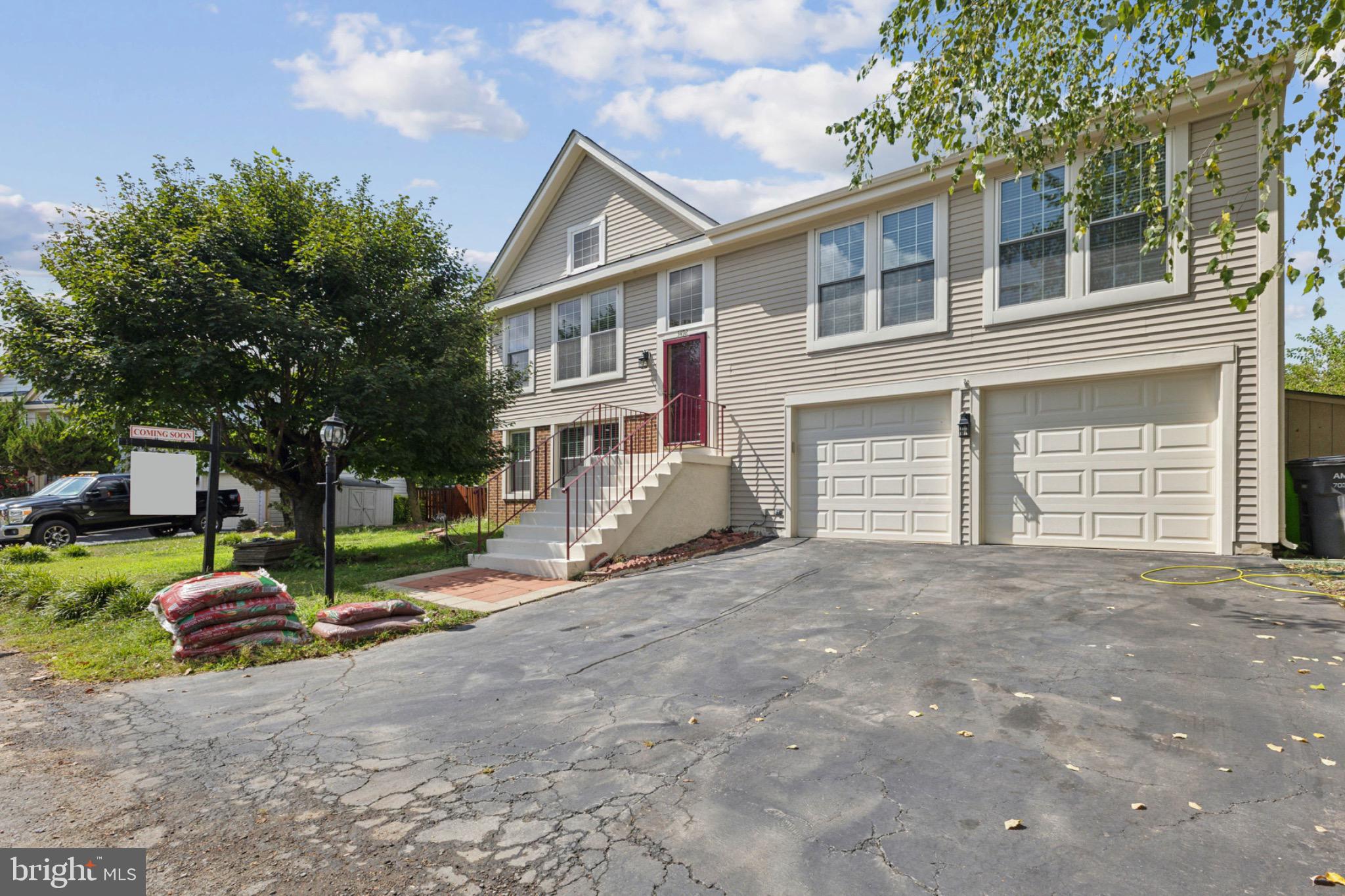 3492 LACROSSE COURT