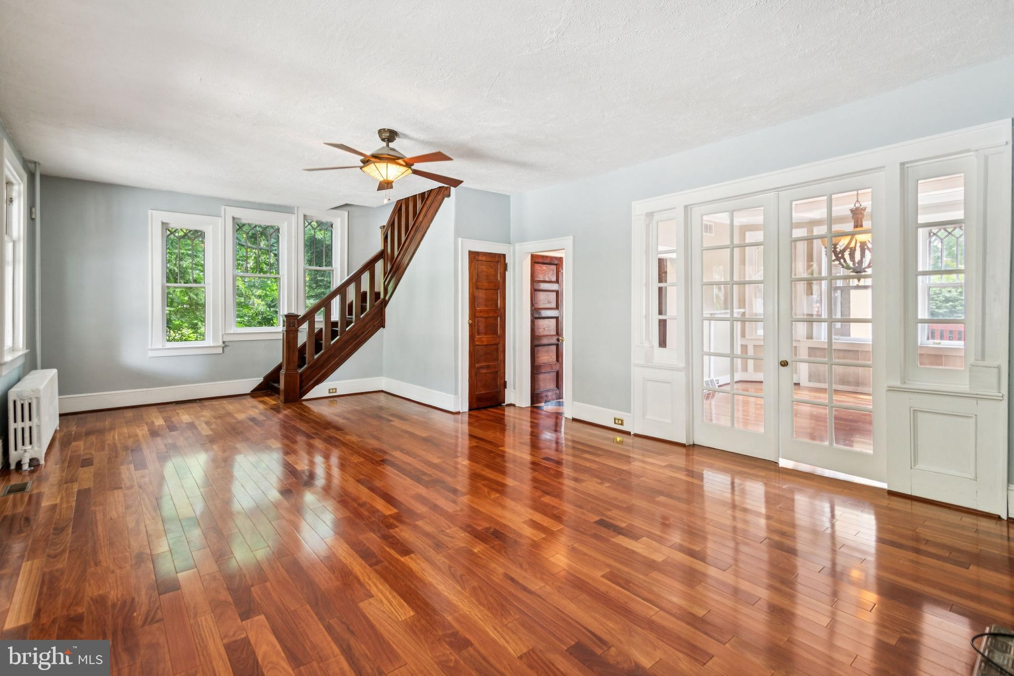 2 EVERGREEN LANE